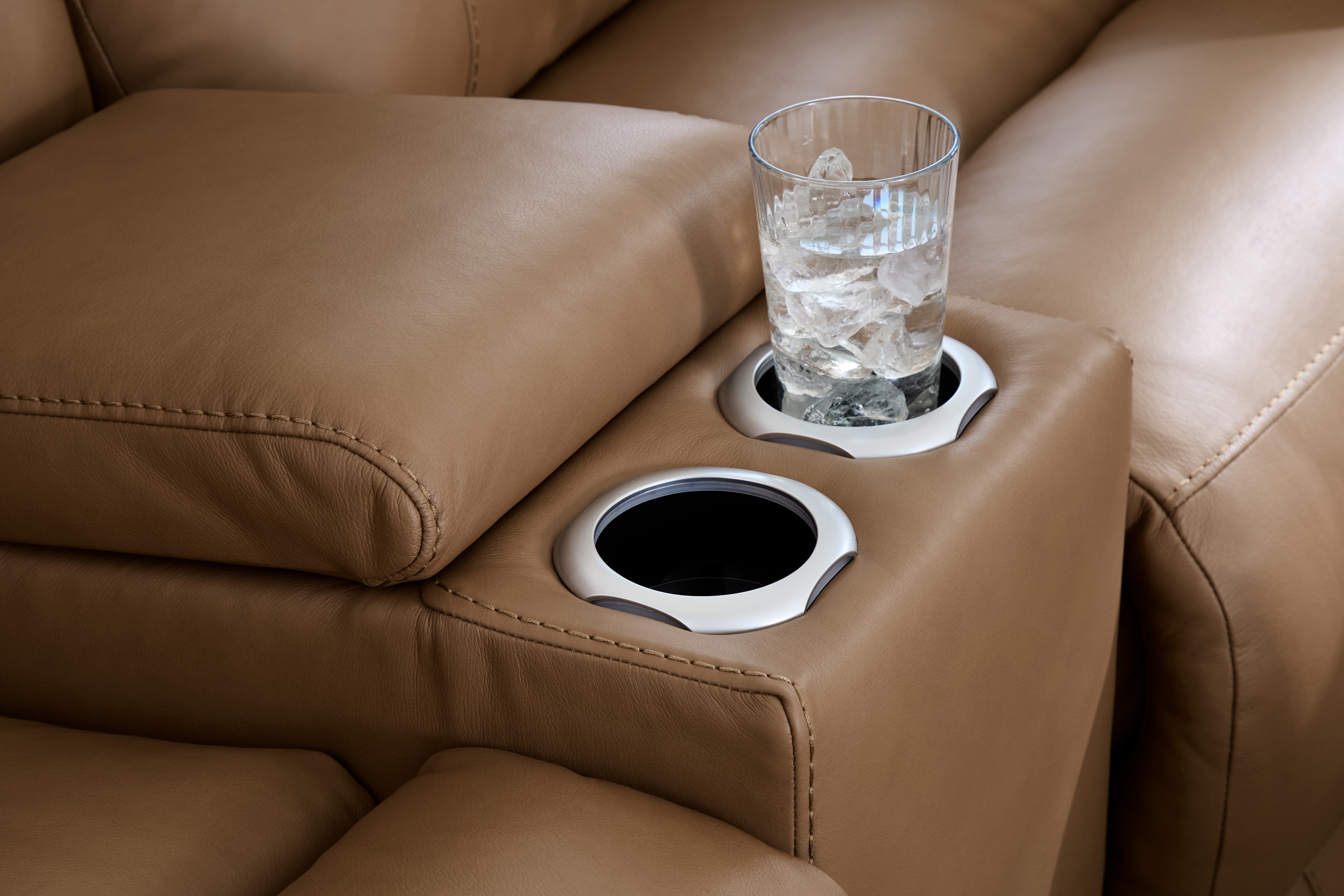 Power Loveseat with Console and Cupholders