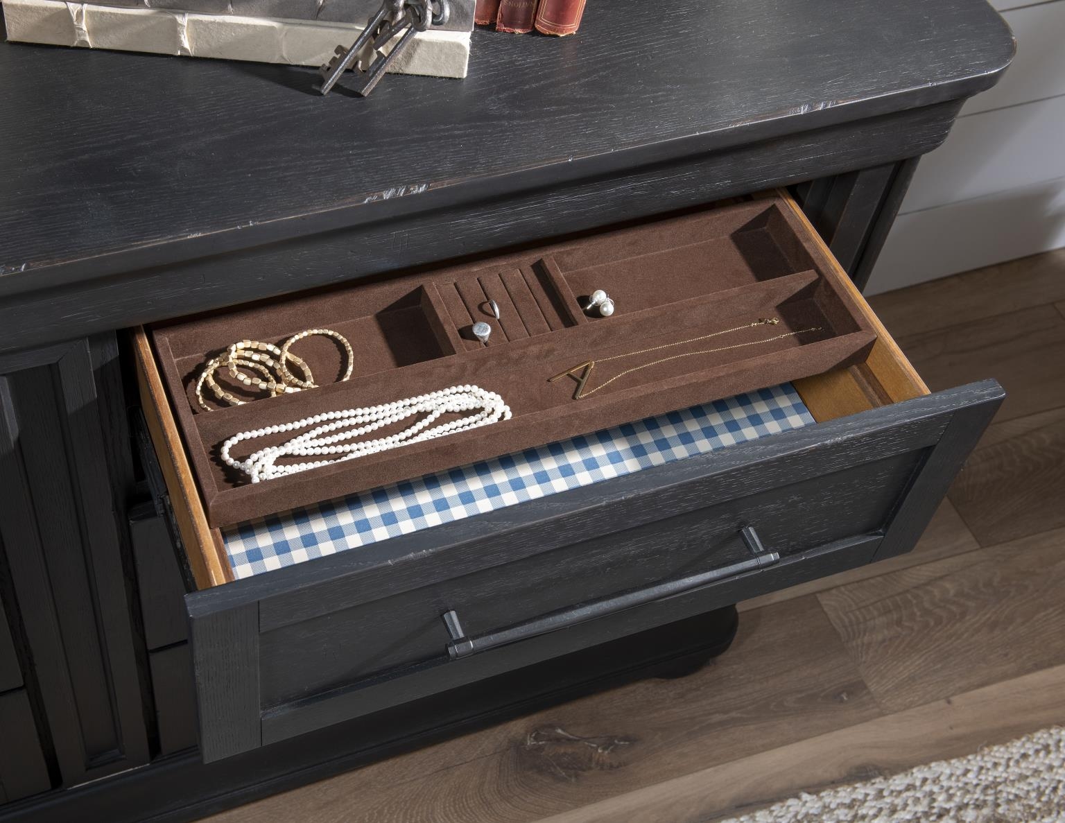 Legacy Classic Vintage Market 6-Drawer Dresser