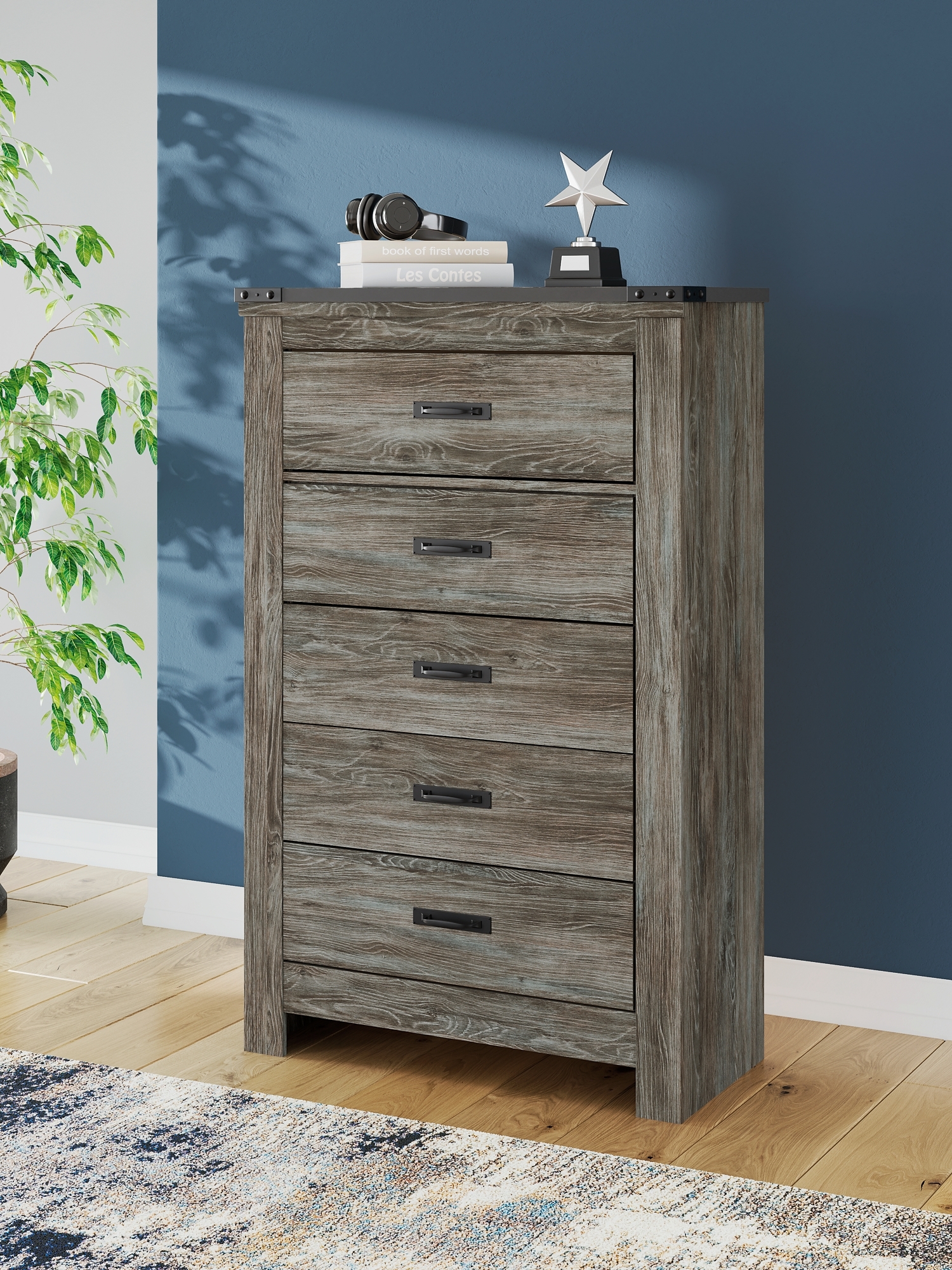 Signature Design by Ashley Frandern Five Drawer Chest