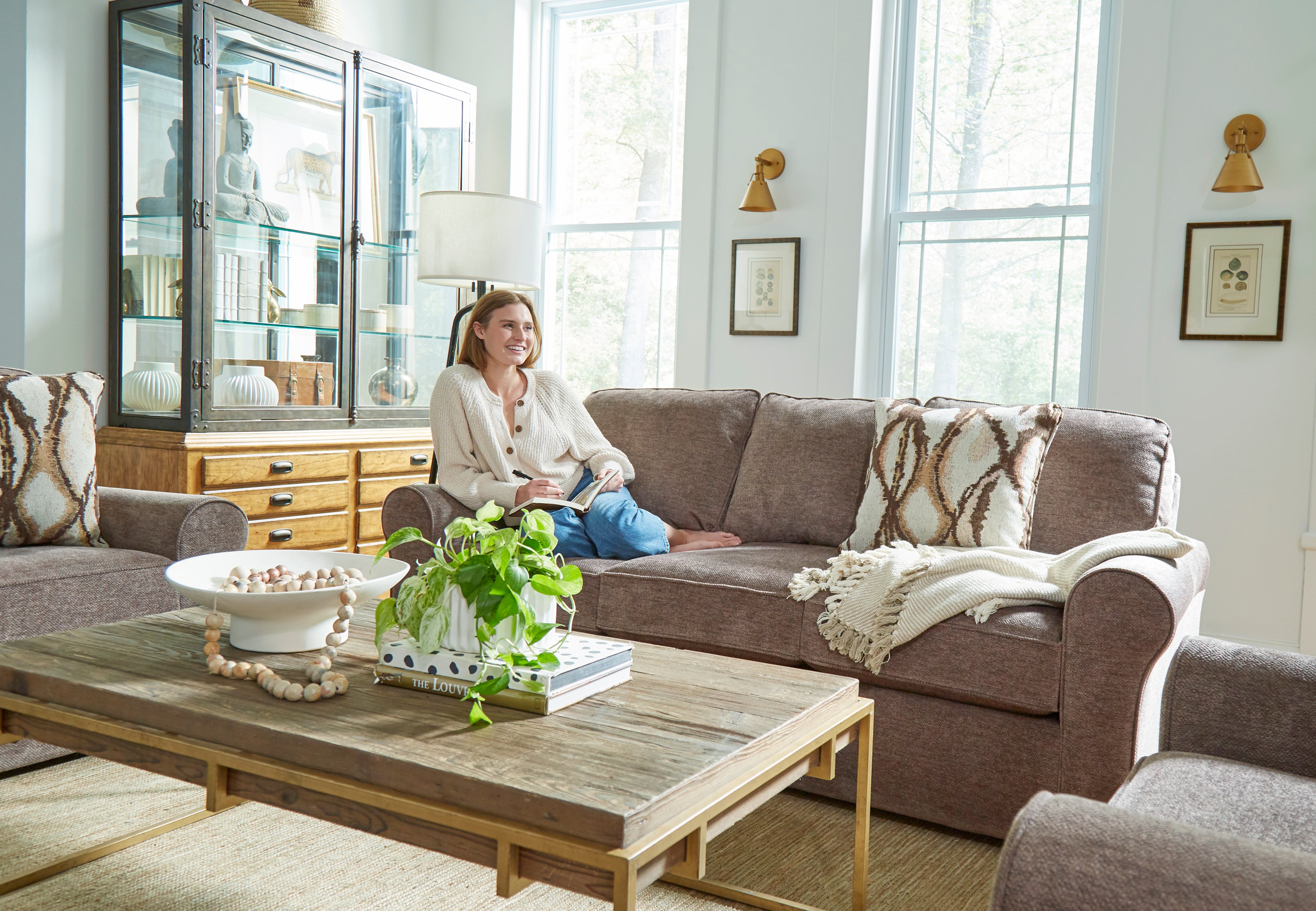 Best Home Furnishings Hanway Sofa