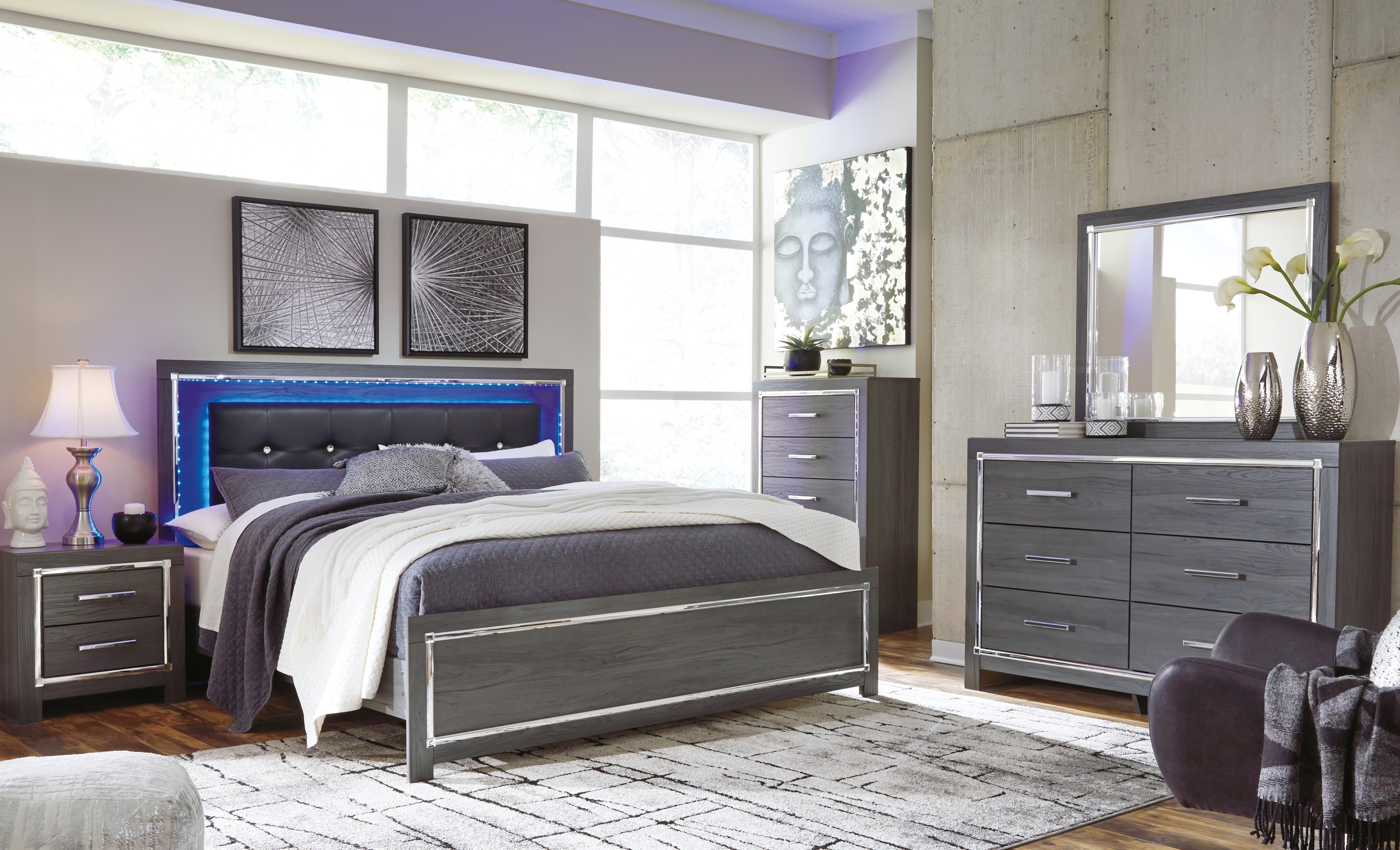 Signature Design by Ashley Lodanna King Panel Bed