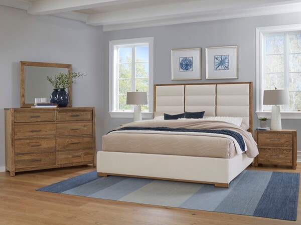 4-Piece Queen Upholstered Bedroom Set