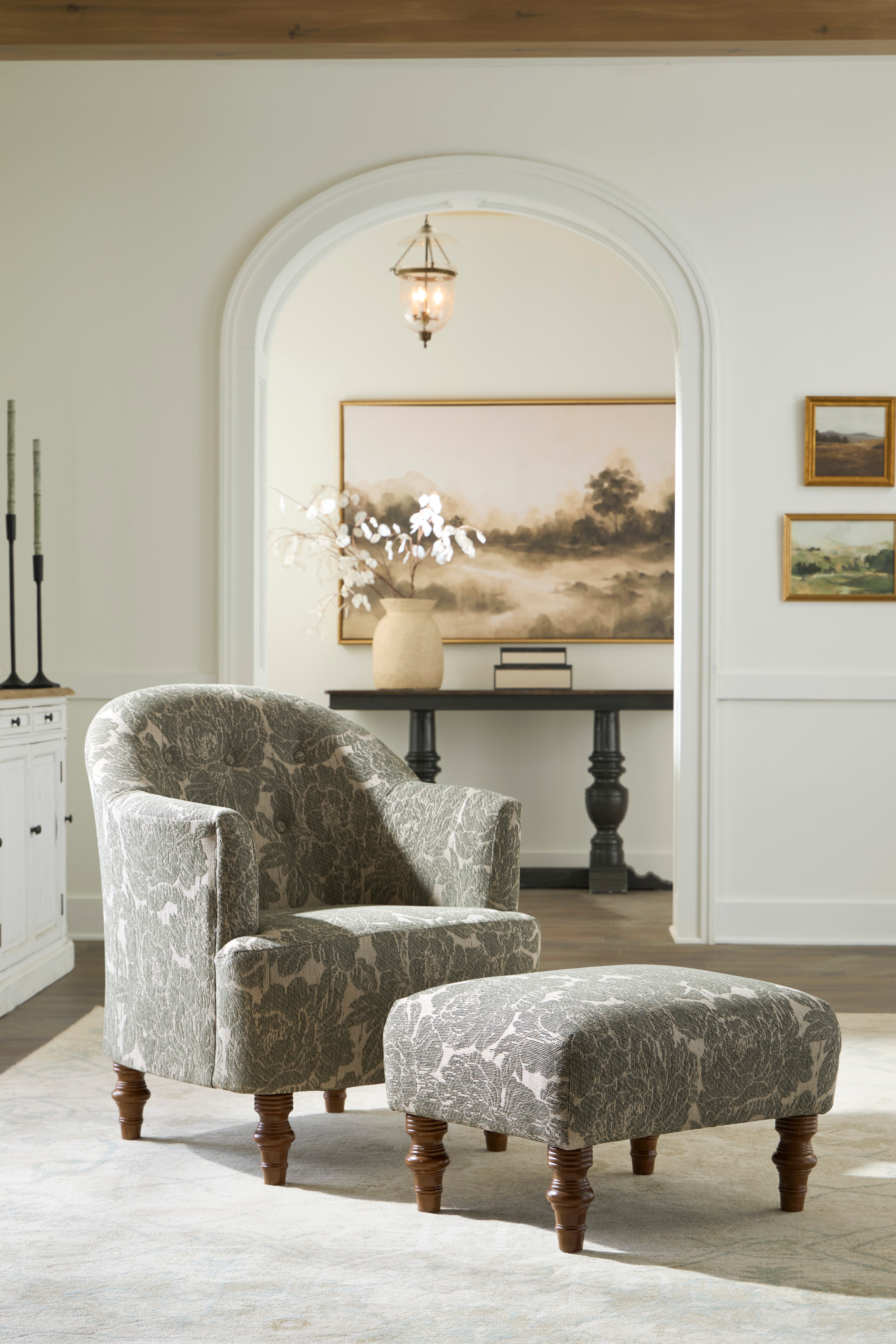 Best Home Furnishings Arden Chair