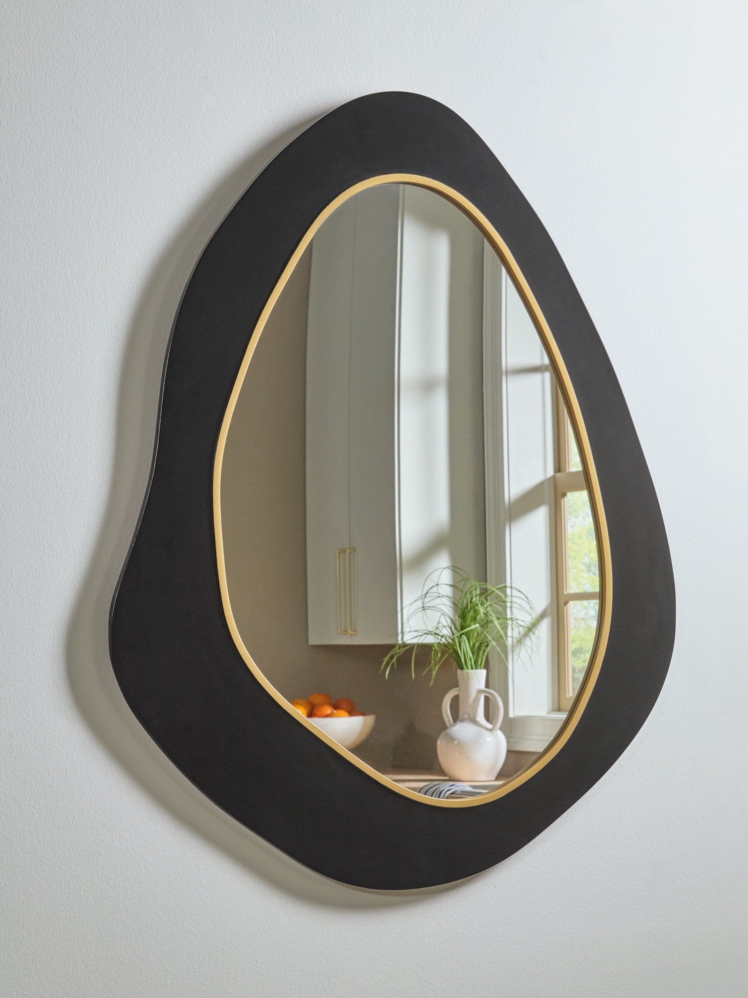 Accent Mirror