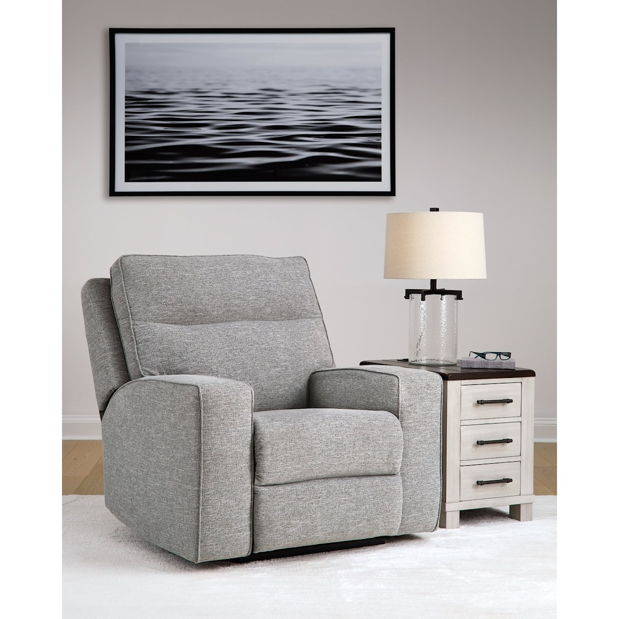 Signature Design by Ashley Furniture Biscoe PWR Recliner/ADJ Headrest