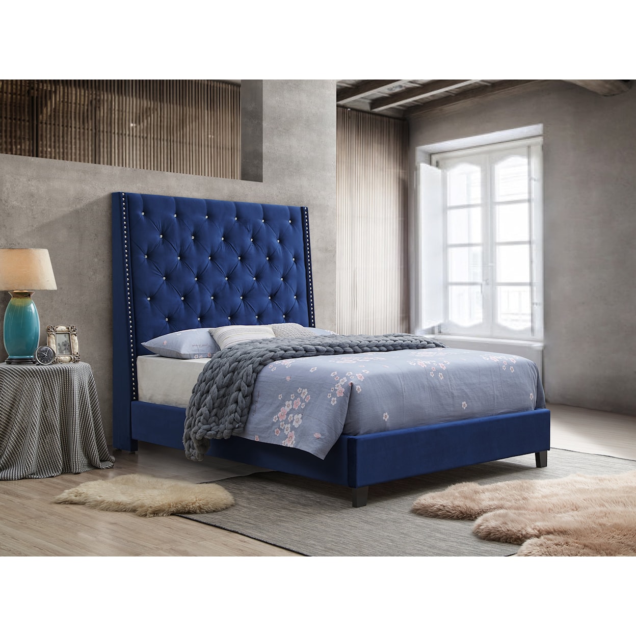 CM Chantilly King Upholstered Bed