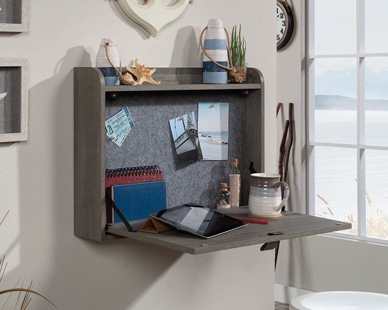 Wall Mounted Floating Desk