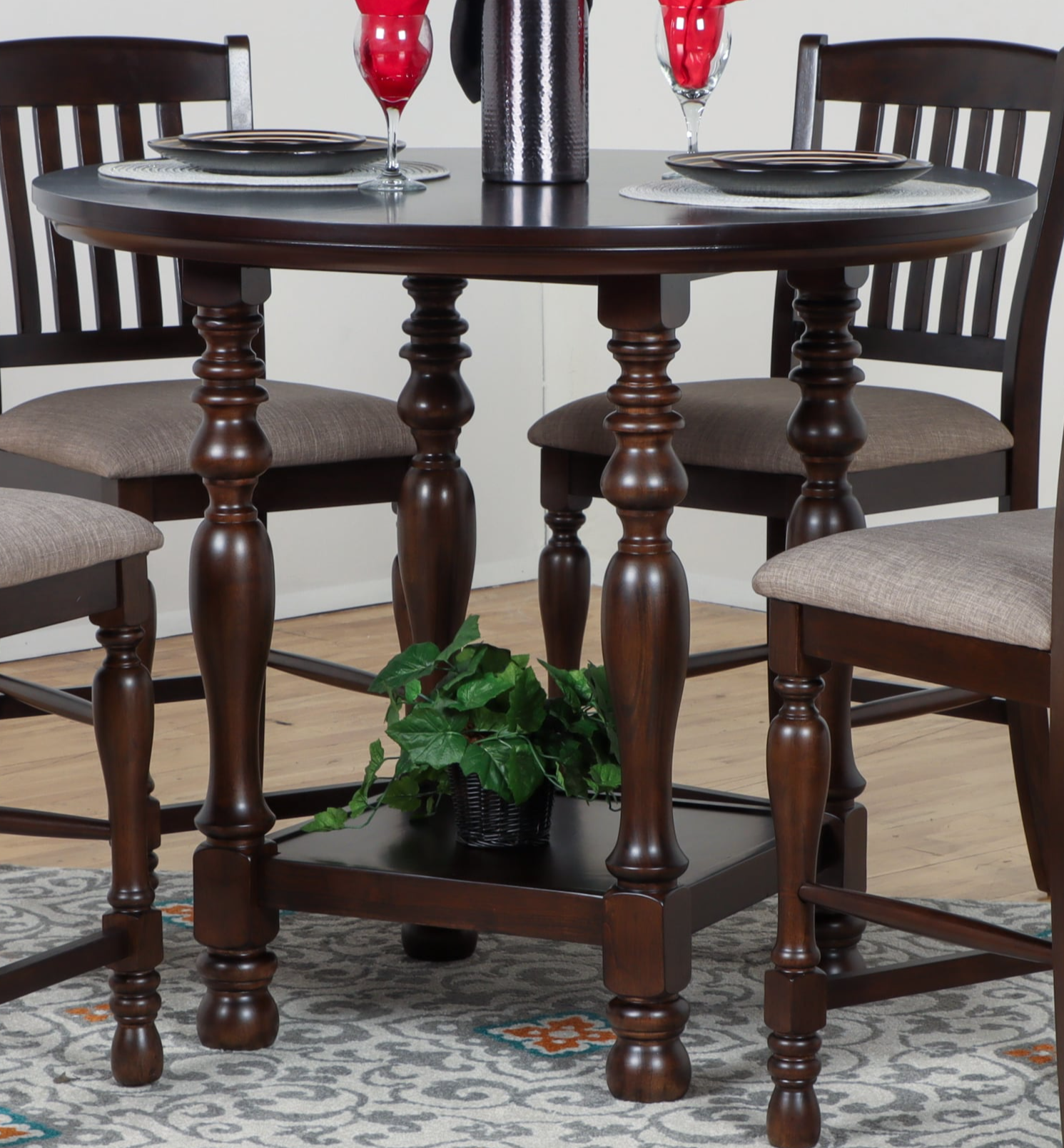 New Classic Furniture Dorian D281412 Traditional 42" Round Counter