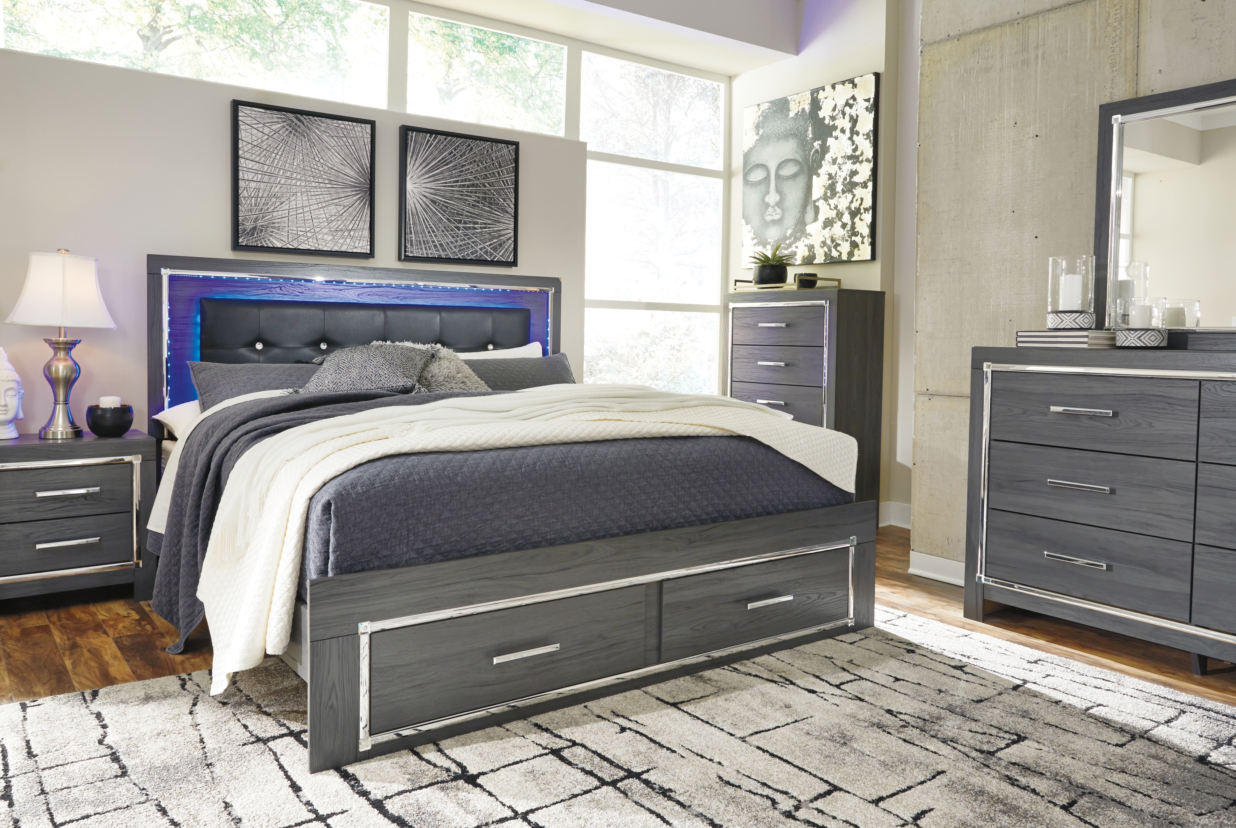 Signature Design by Ashley Lodanna King Panel Bed