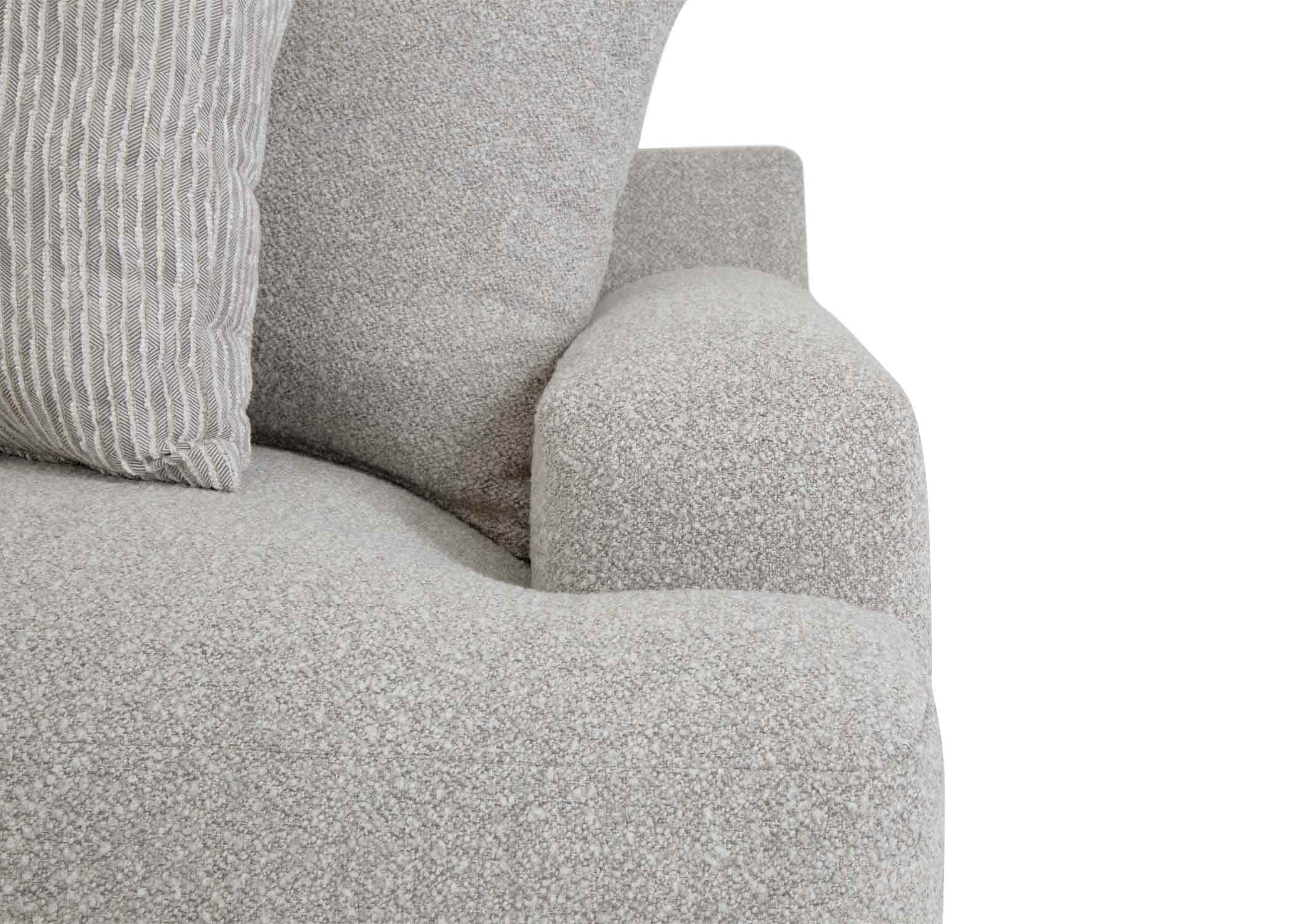 Franklin 961 Meade 3-Piece Sectional Sofa