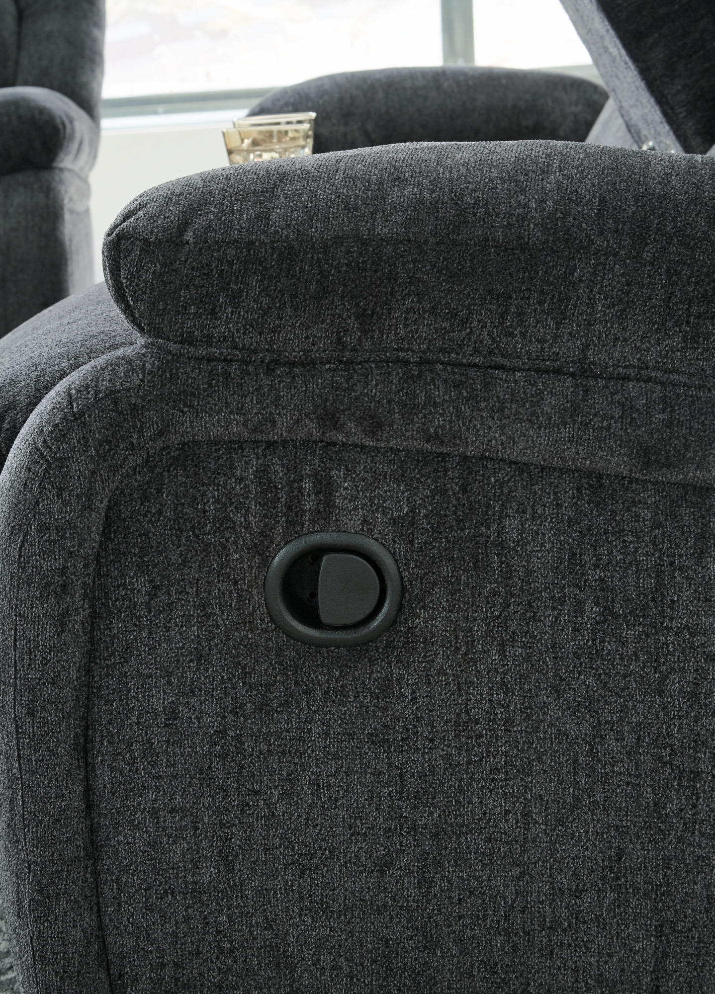 Signature Design by Ashley Draycoll Rocker Recliner