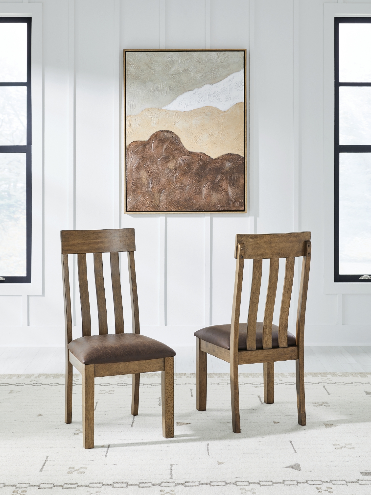 Signature Design by Ashley Urbinforte Dining Uph Side Chair