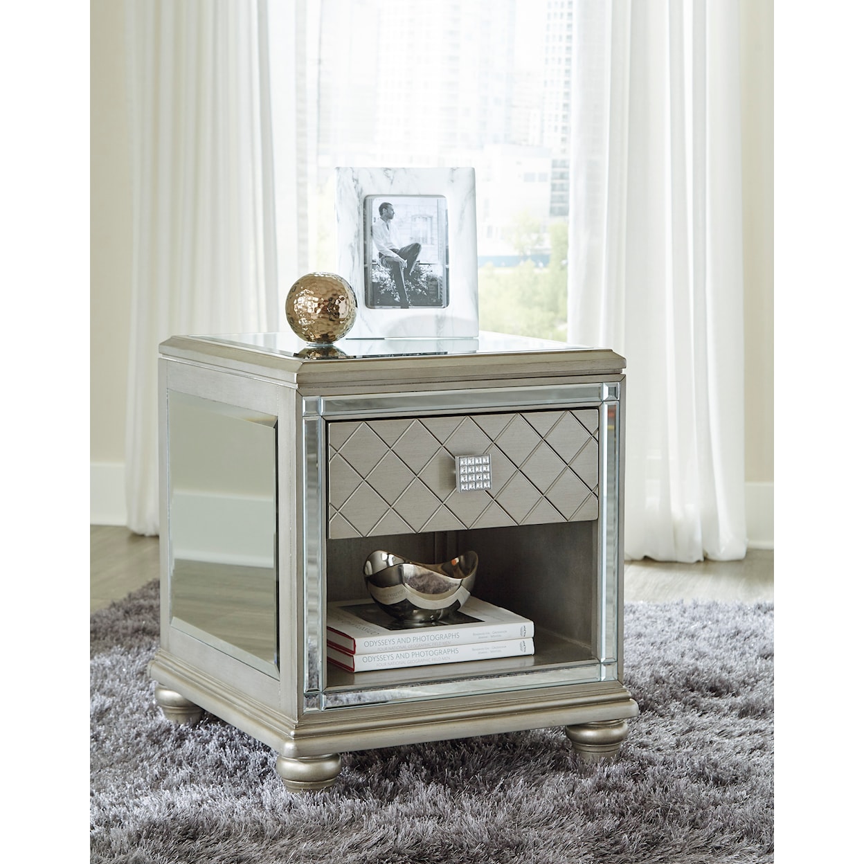 Signature Design by Ashley Furniture Chevanna End Table