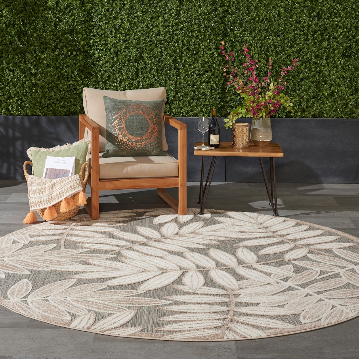 Nourison Aloha 7'10" Round  Rug