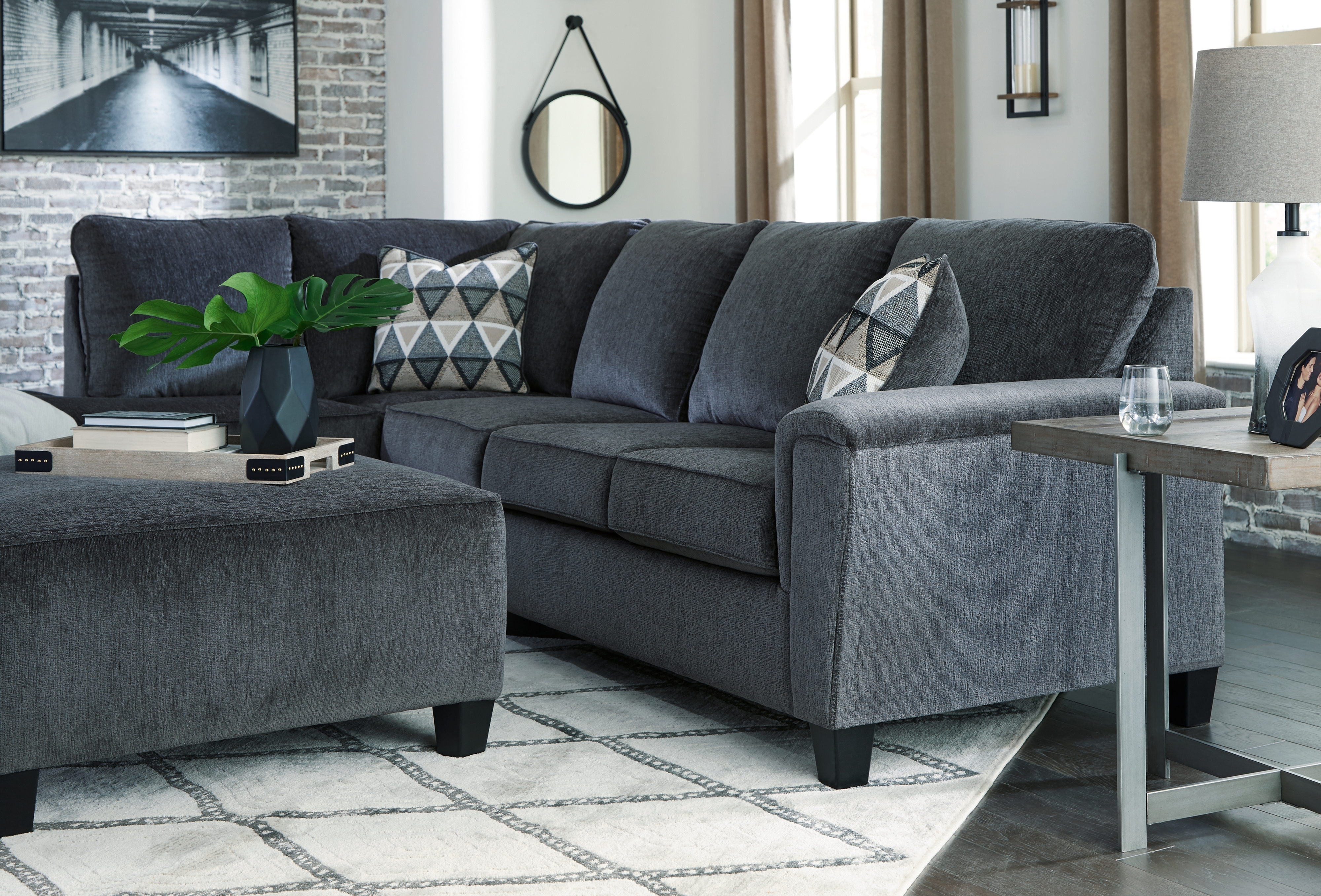 Signature Design by Ashley Abinger 2-Piece Sectional With Chaise