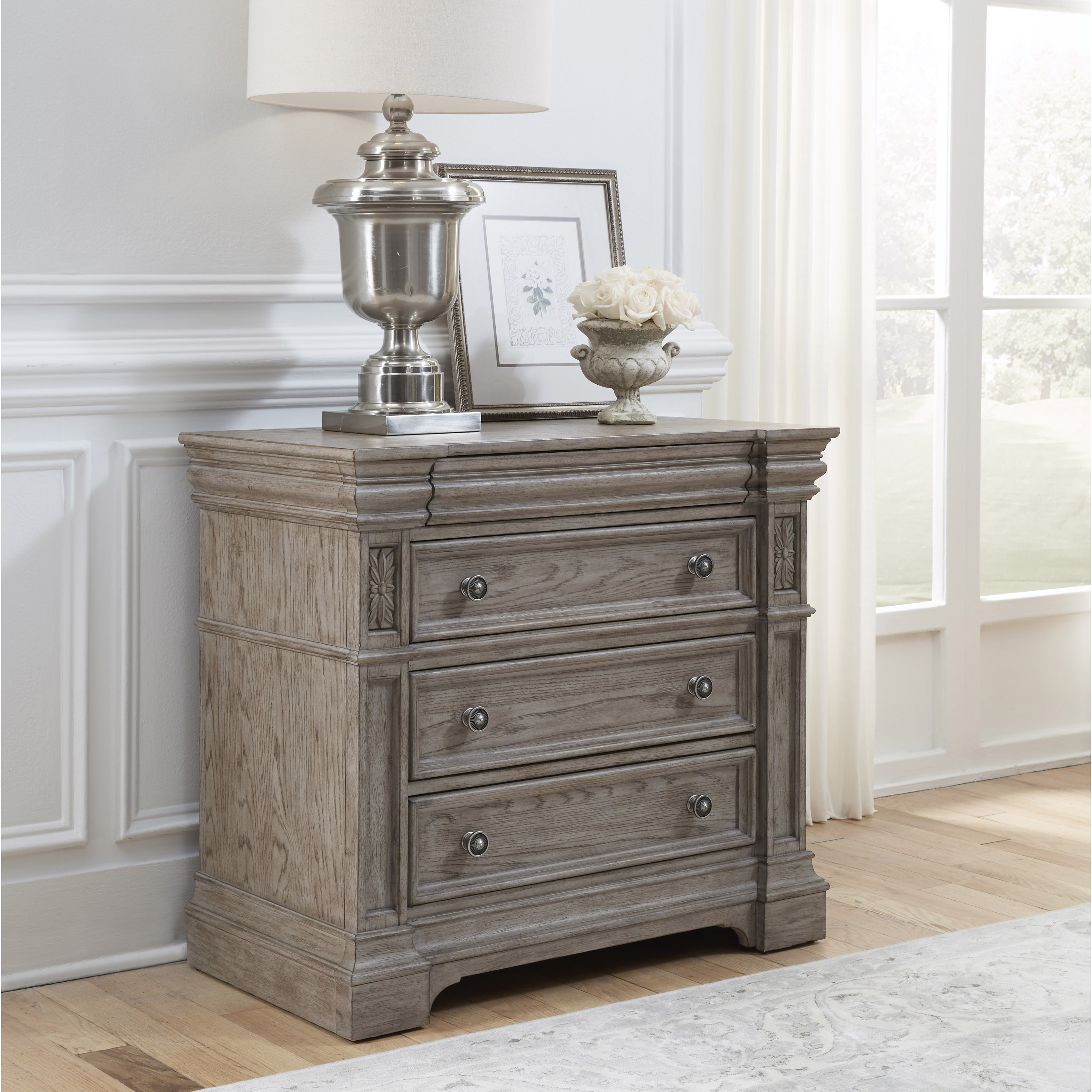 Pulaski Furniture Kingsbury Bachelor's Chest