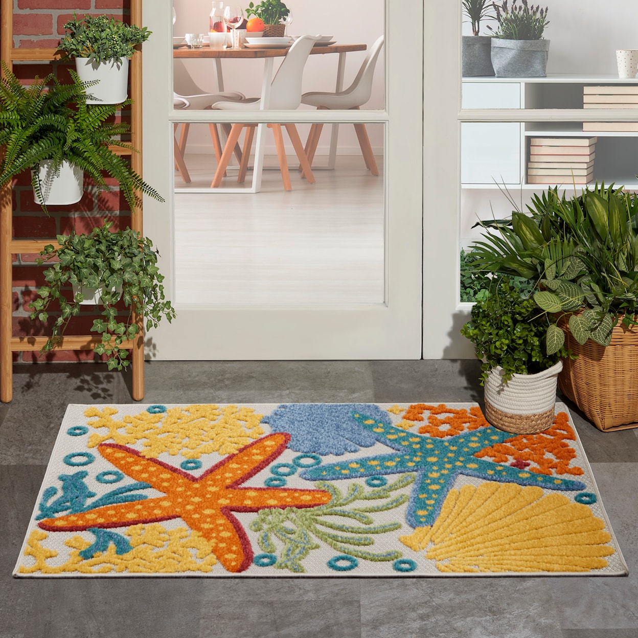 Nourison Aloha 2'8" x 4'  Rug