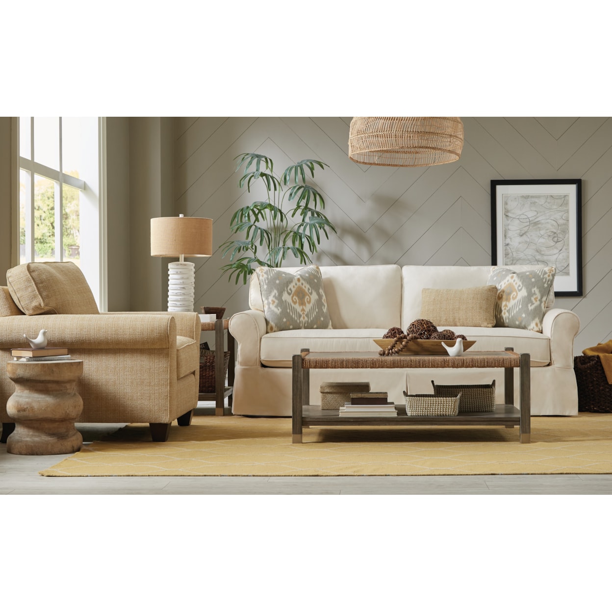 Hickorycraft 917450BD Queen Sleeper Sofa (2-Seat)