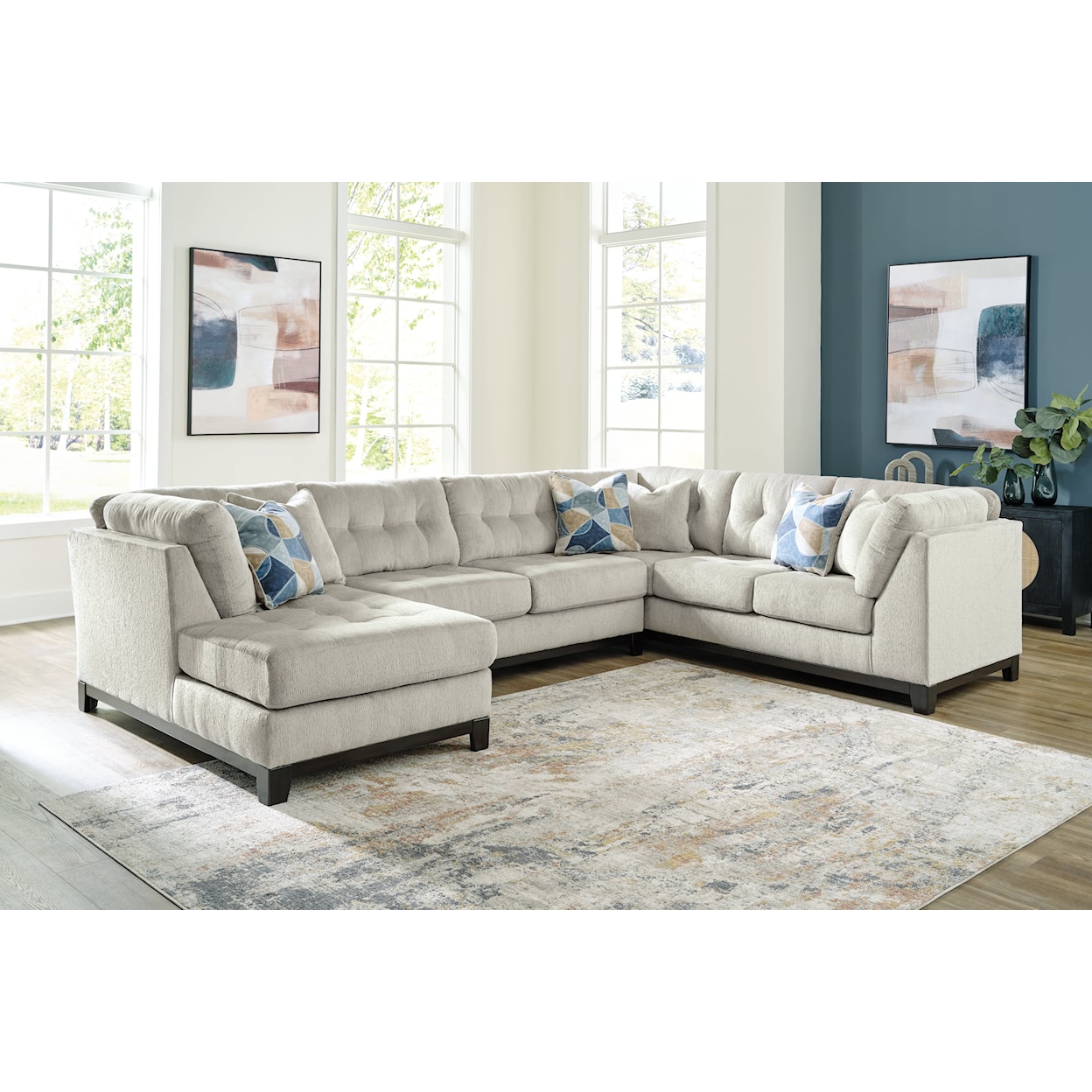 Ashley Furniture Benchcraft Maxon Place Sectional
