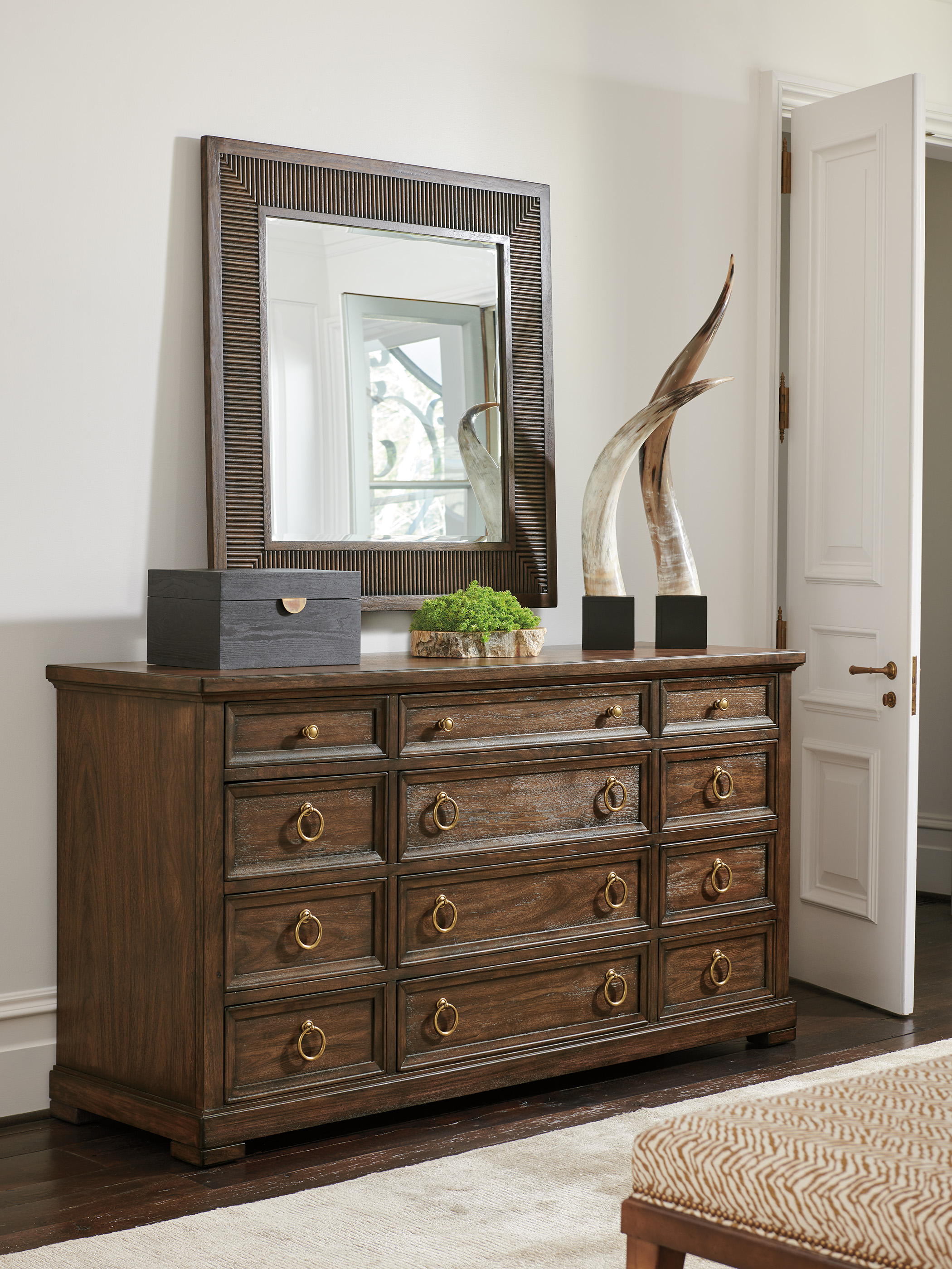 Sereno Triple Dresser