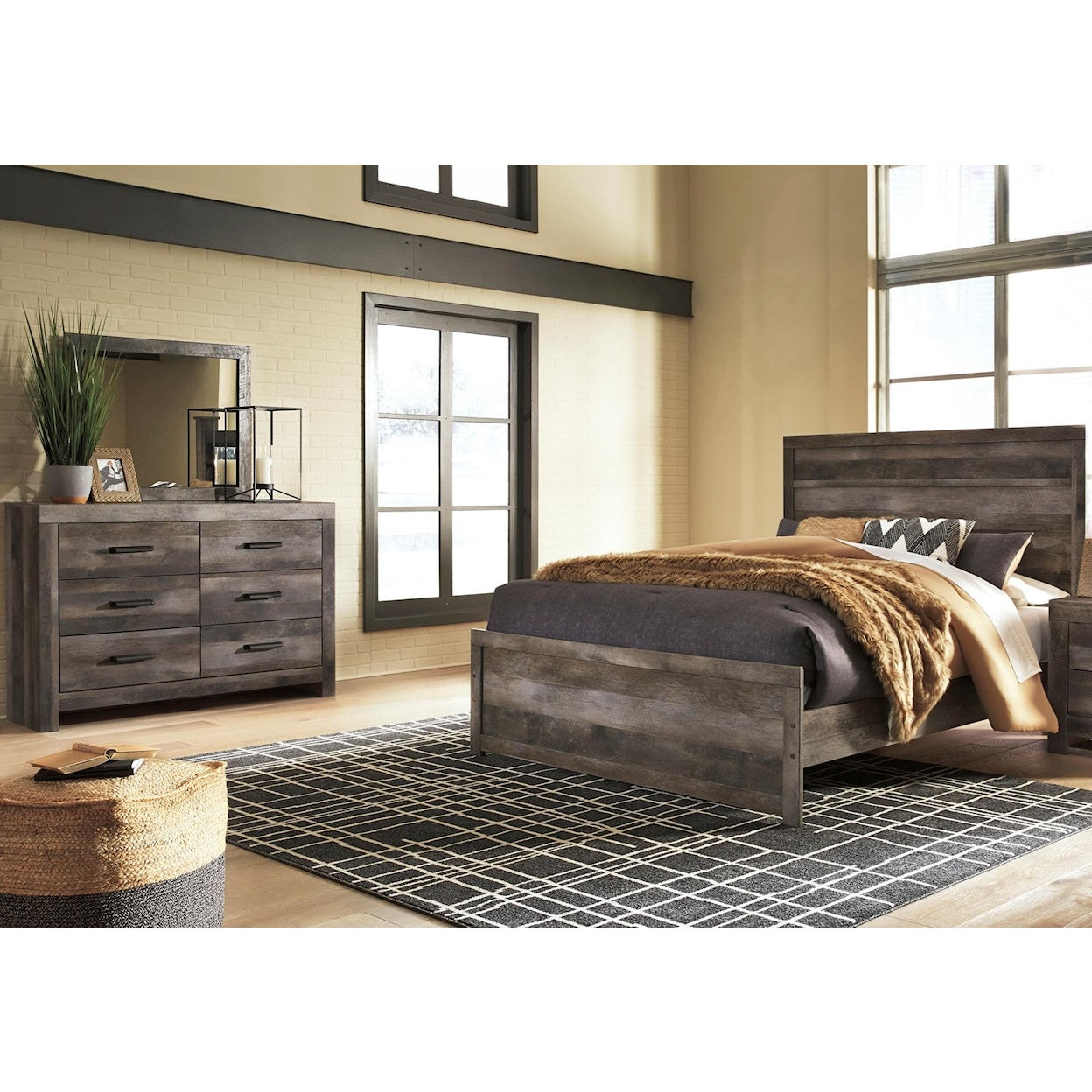 Signature Design by Ashley Wynnlow 5pc Queen Bedroom Group