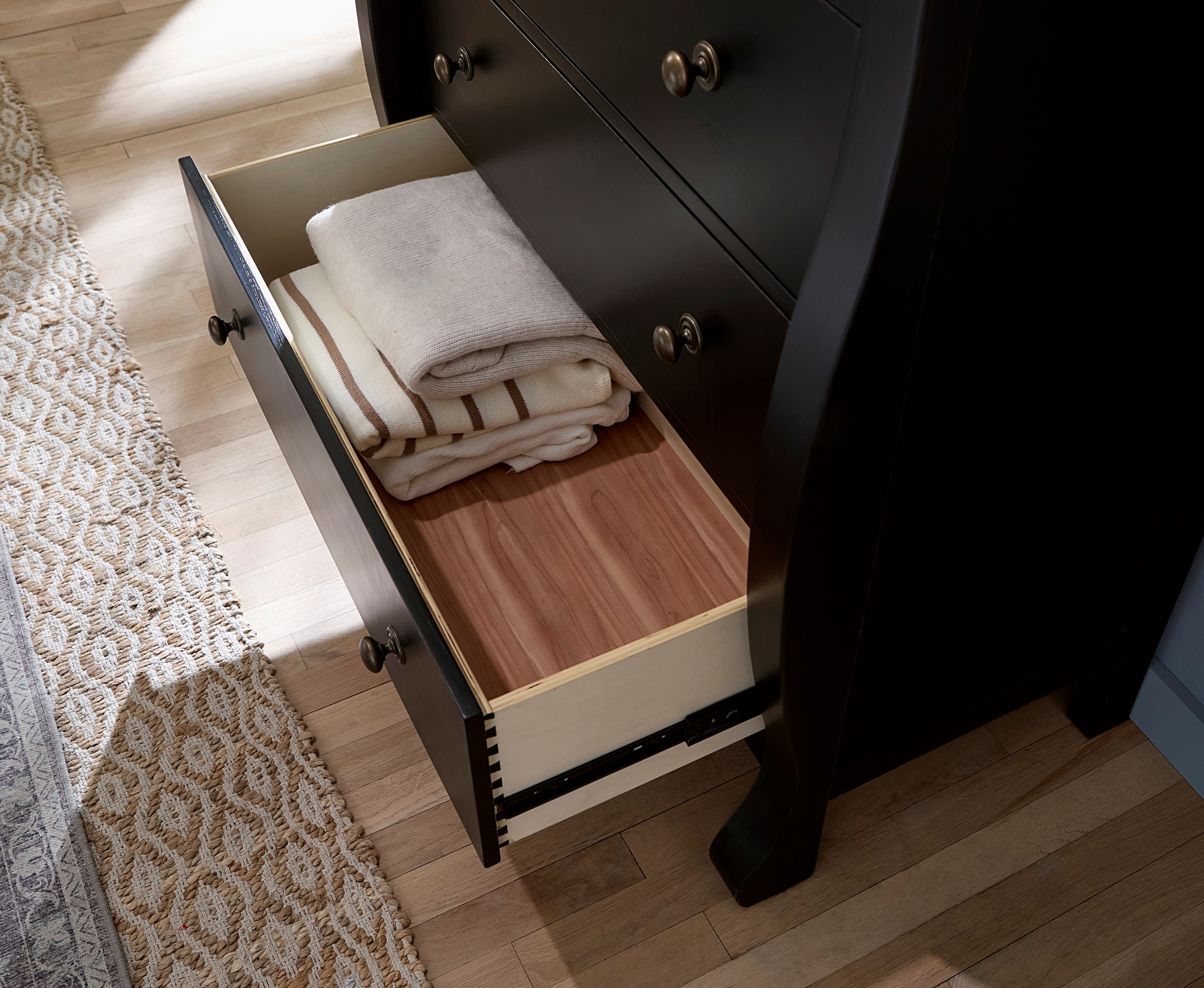 Aspenhome Caroline 6-Drawer Bedroom Chest