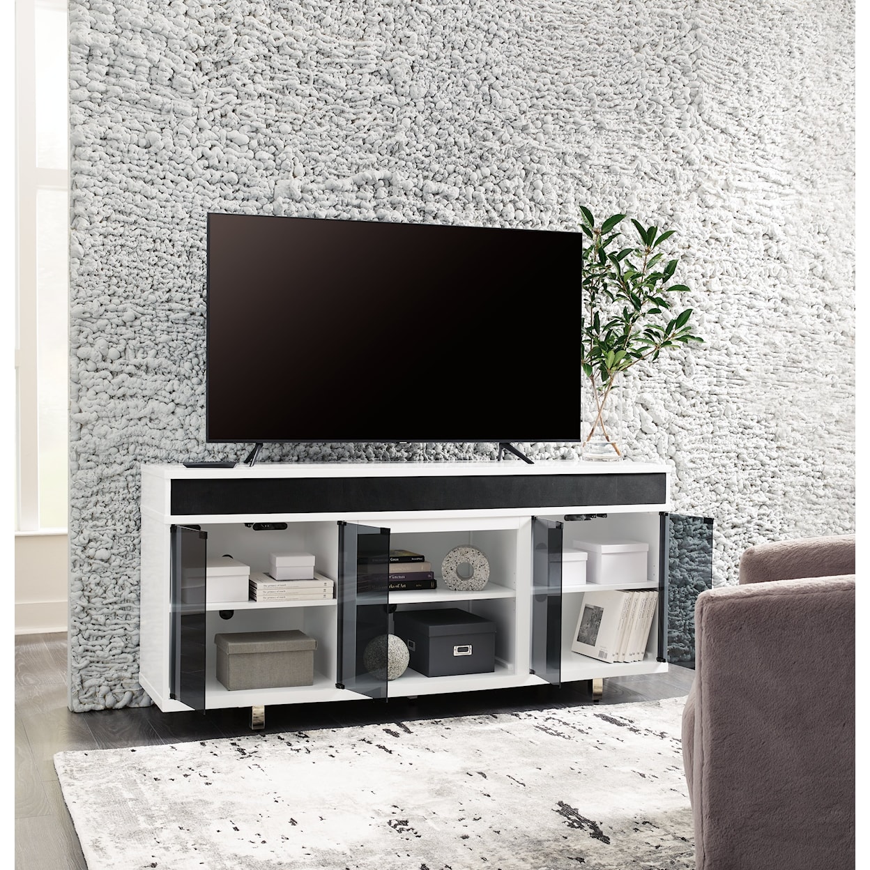 Signature Design by Ashley Gardoni 72" XL TV Stand