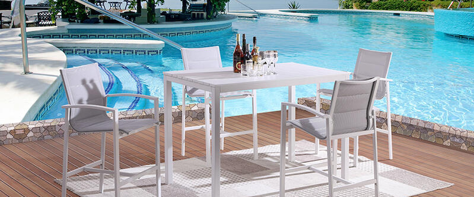 Outdoor Patio Bar Table and 4 Chairs