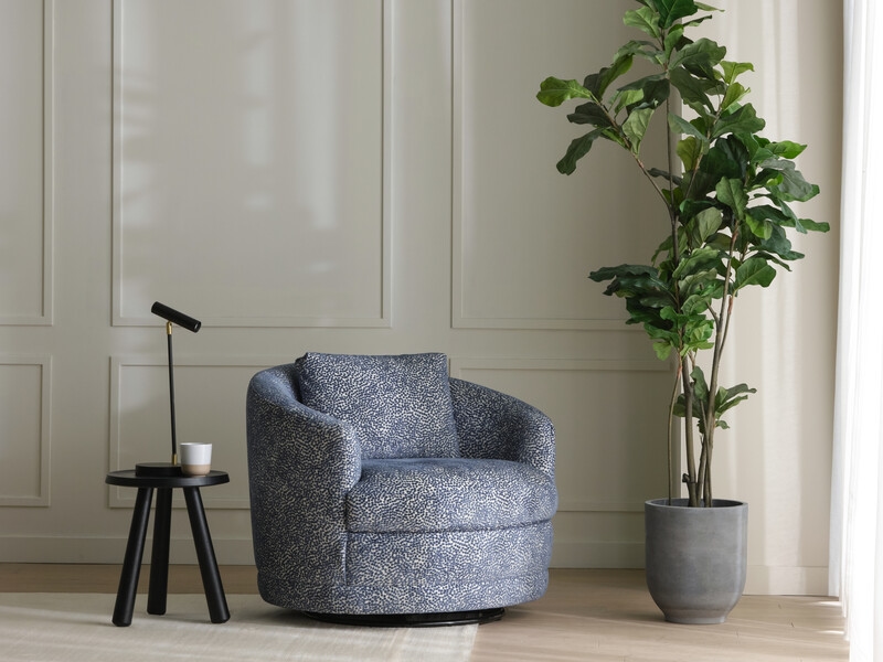 Palliser Kinsley Kingsley Swivel Glider