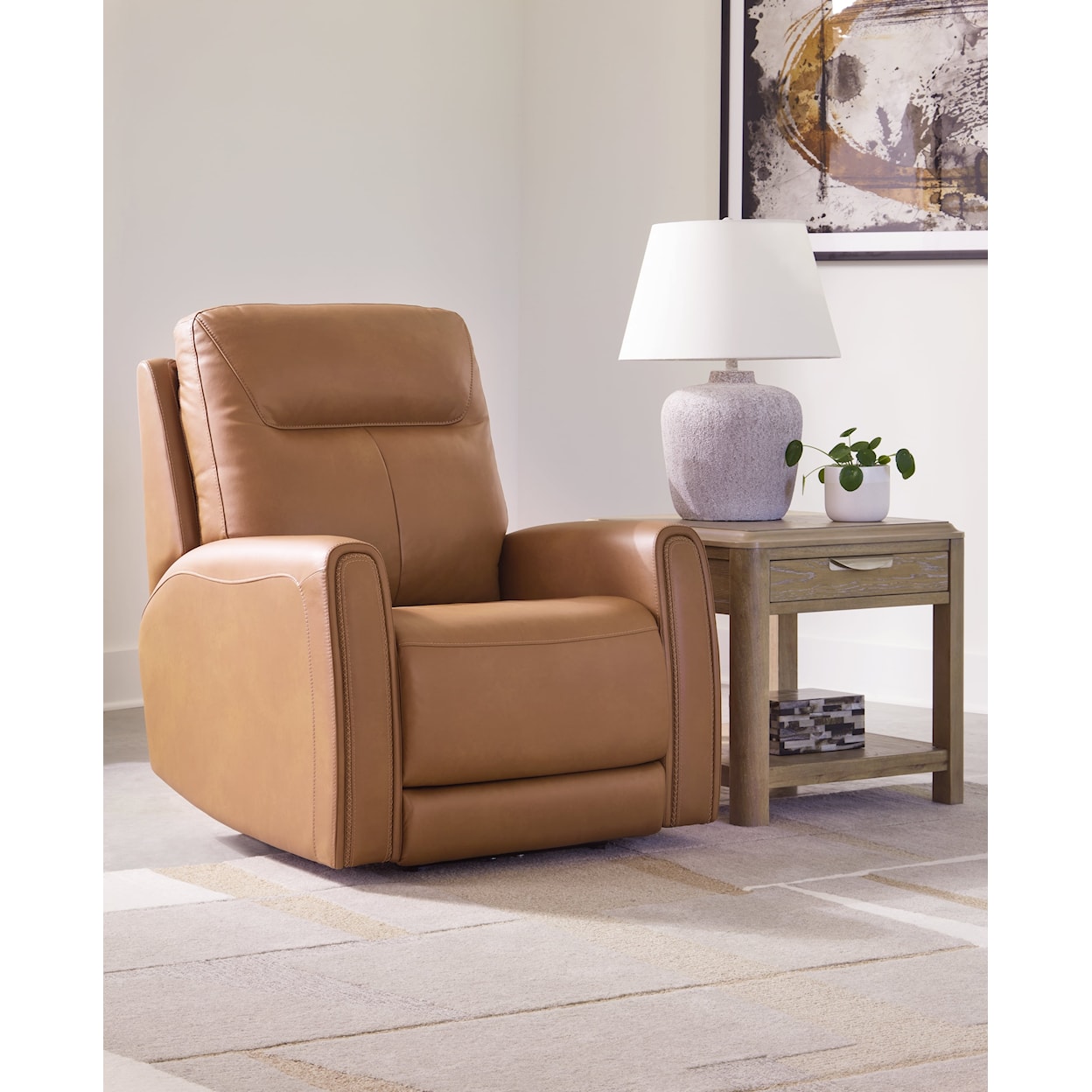 Signature Design by Ashley Tryanny PWR Recliner/ADJ Headrest