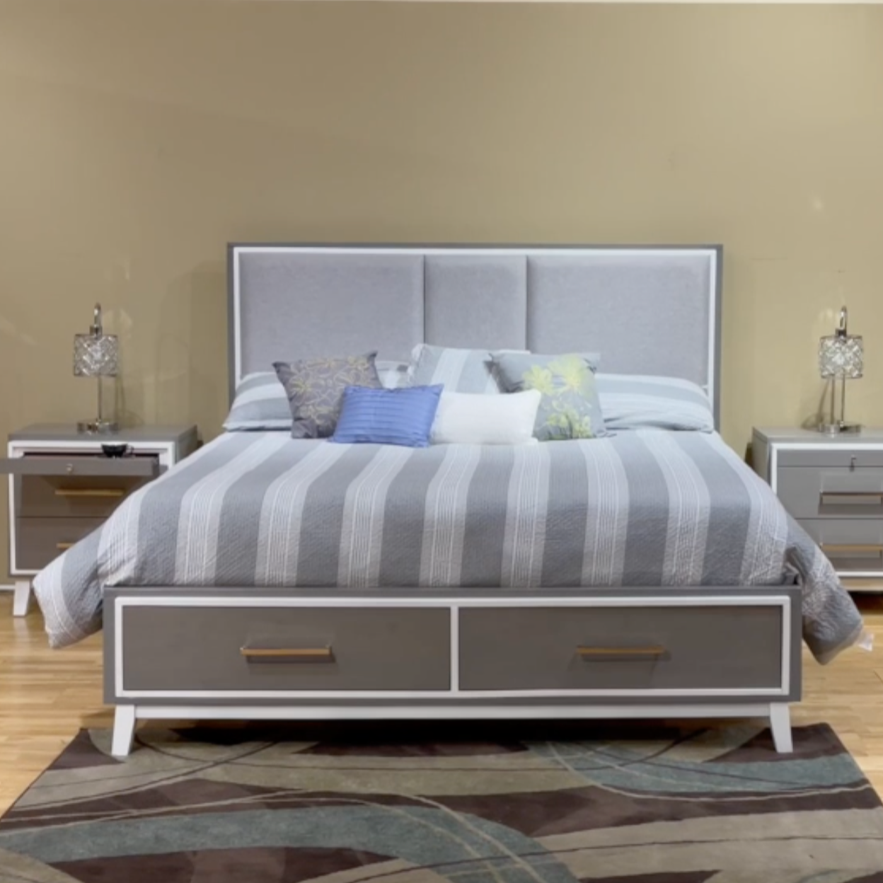 New Classic Furniture Zephyr California King Bed