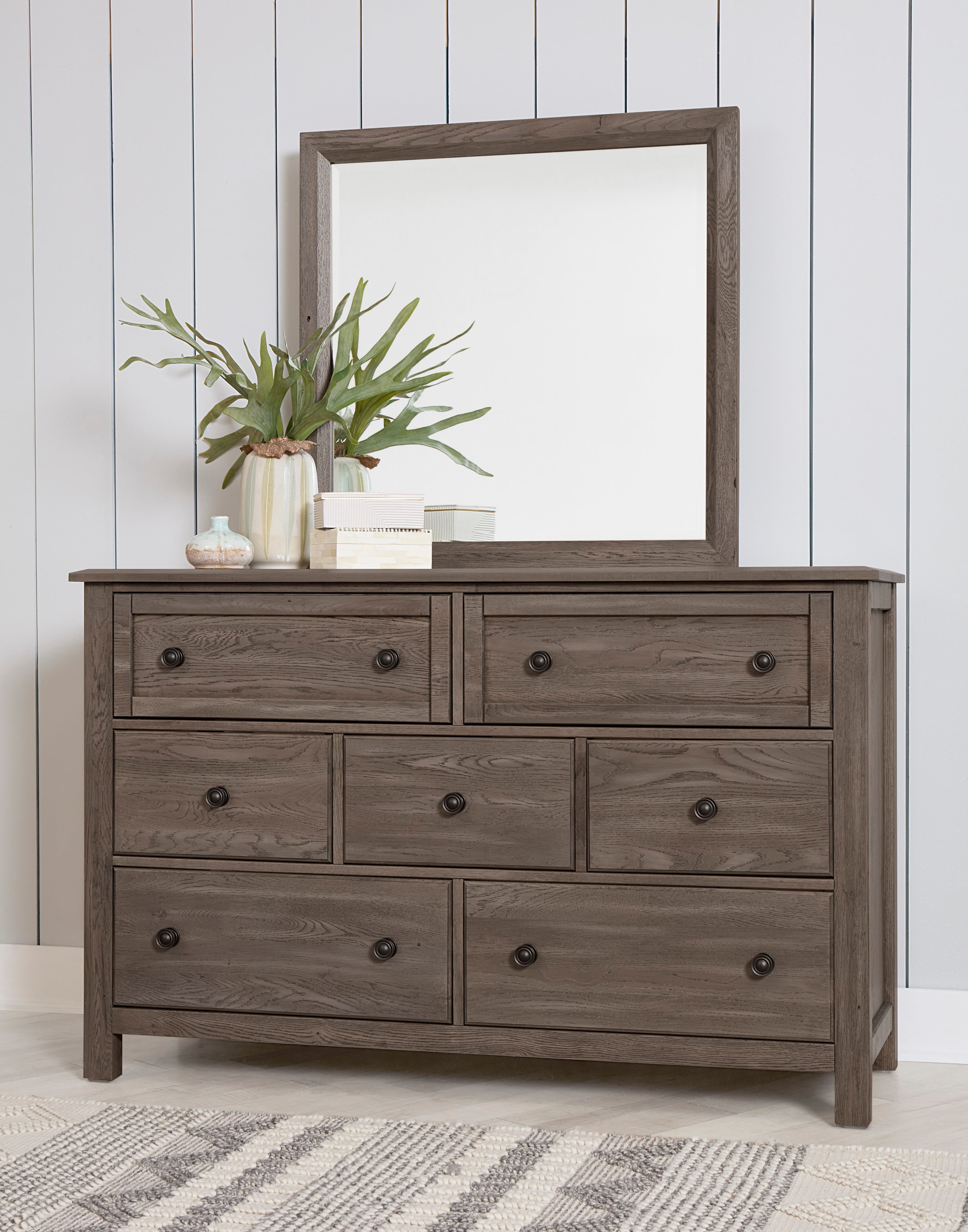 7-Drawer Dresser