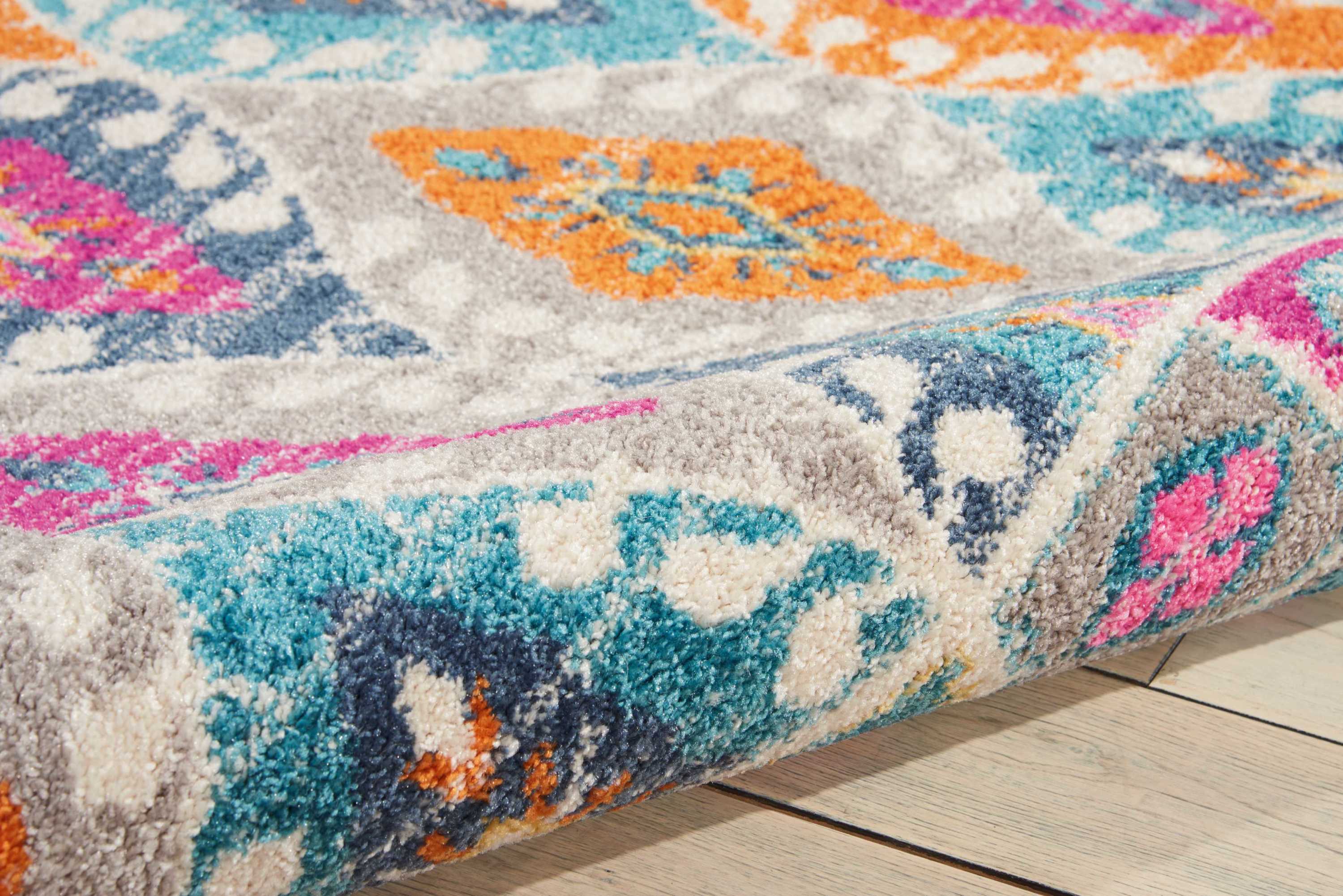 3'9" x 5'9"  Rug
