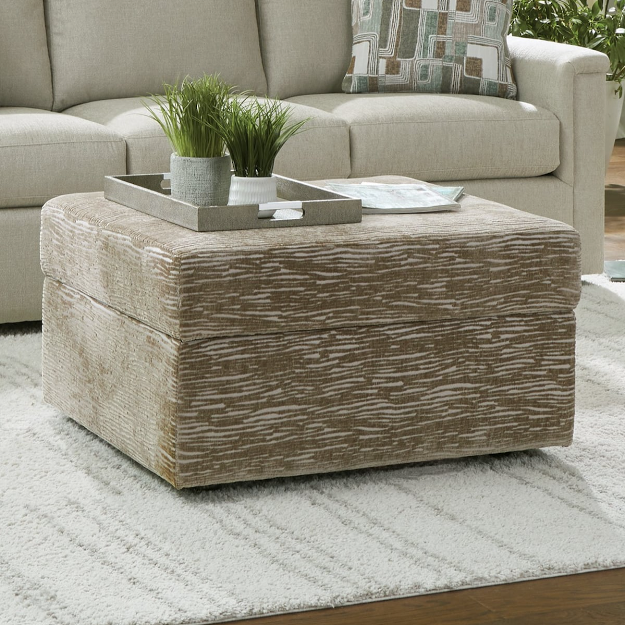 Hickorycraft 739050 Lift Top Storage Ottoman