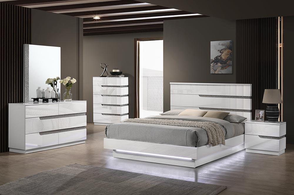 6 Drawer Dresser with Attached Mirror