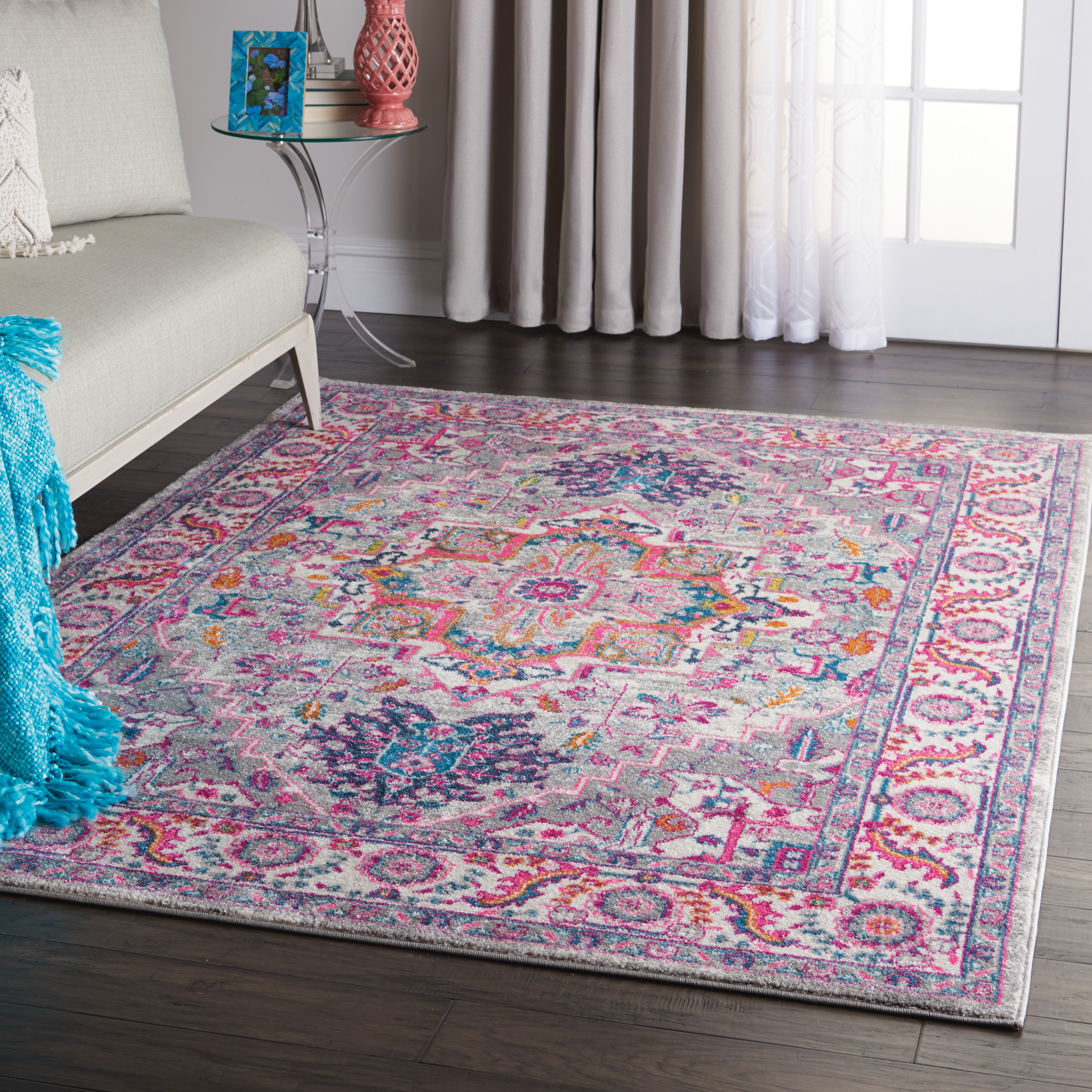 3'9" x 5'9"  Rug