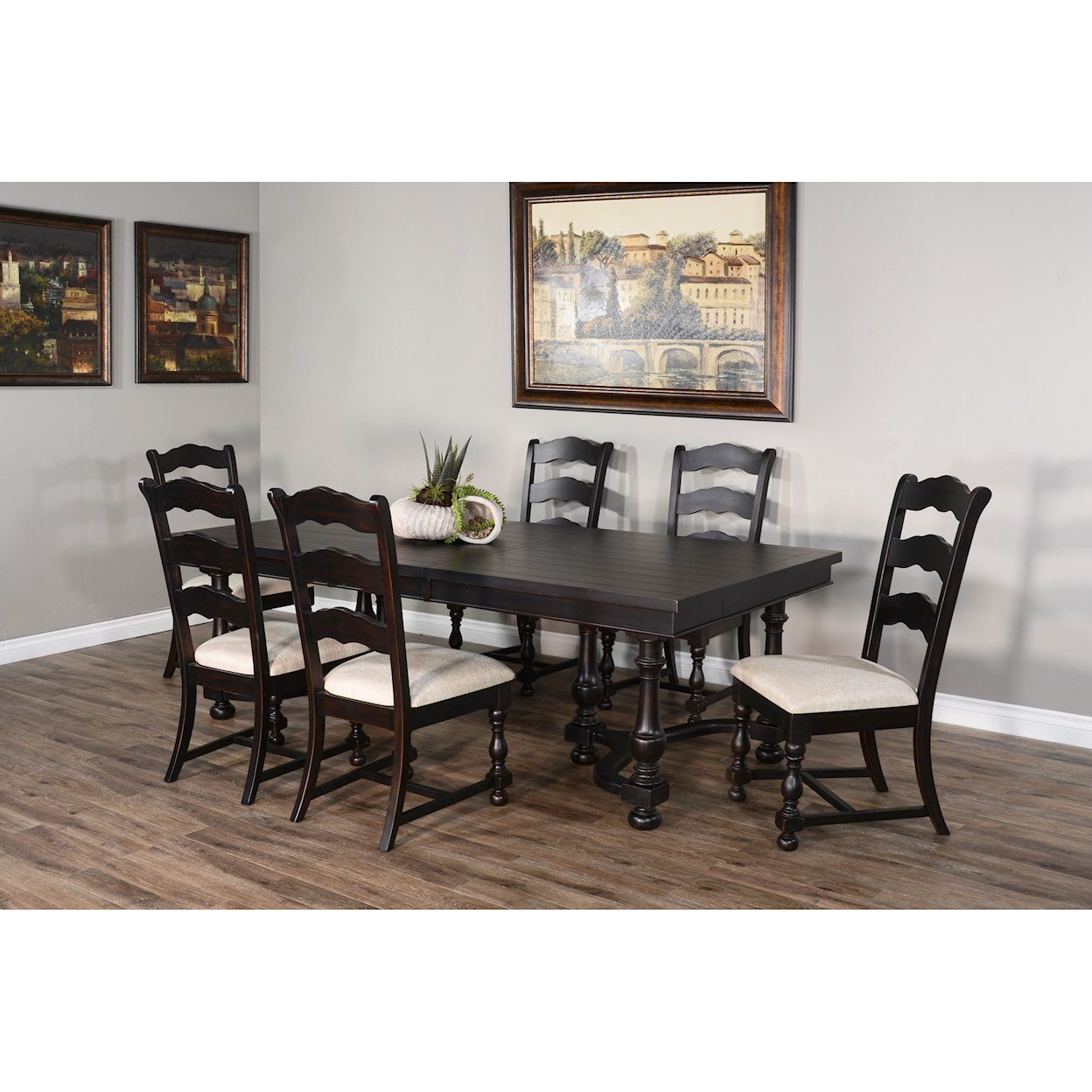 Sunny Designs Scottsdale BW Dining Table