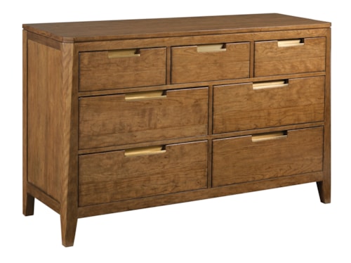 Traditional 7-Drawer Dresser