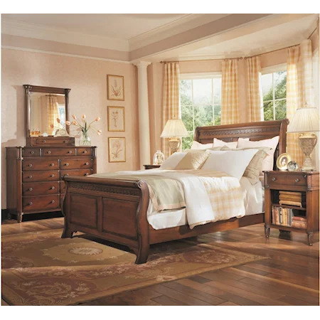 Traditional 5-Piece Master Queen Sleigh Bedroom Set