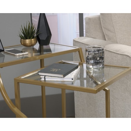 International Lux Nesting Tables