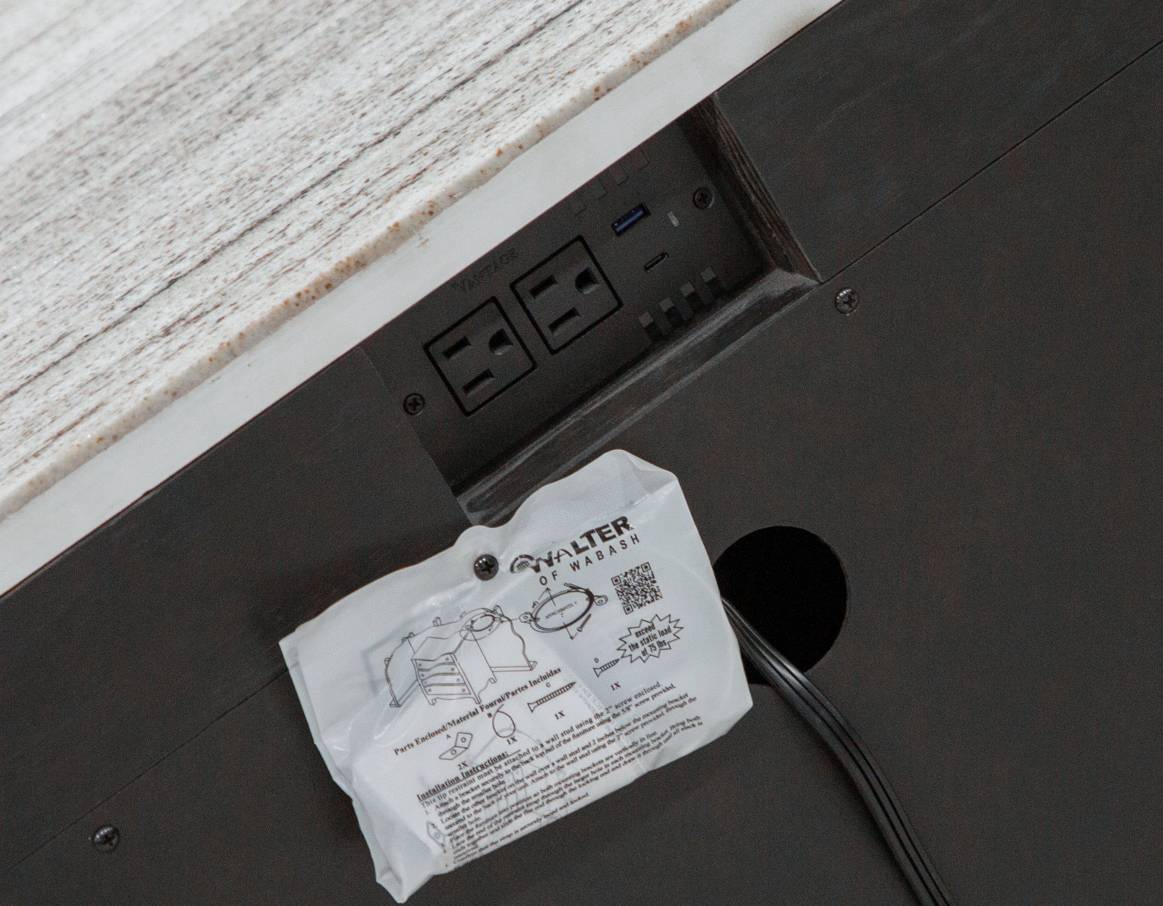 Magnussen Home Plum Creek 2-Drawer Nightstand