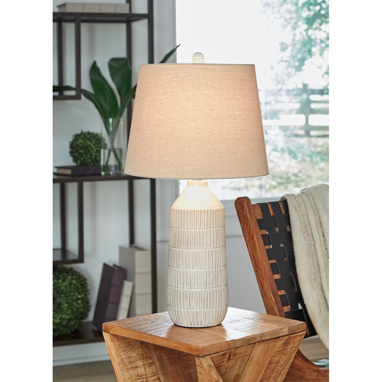 Signature Design by Ashley Willport Ceramic Table Lamp (Set of 2)