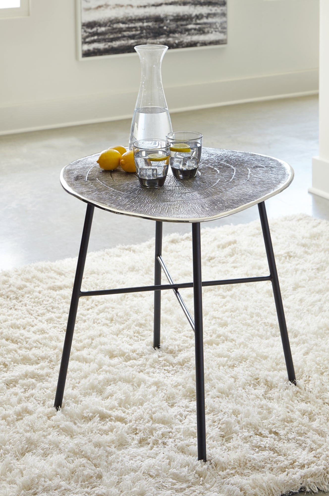 Signature Design by Ashley Laverford Round End Table