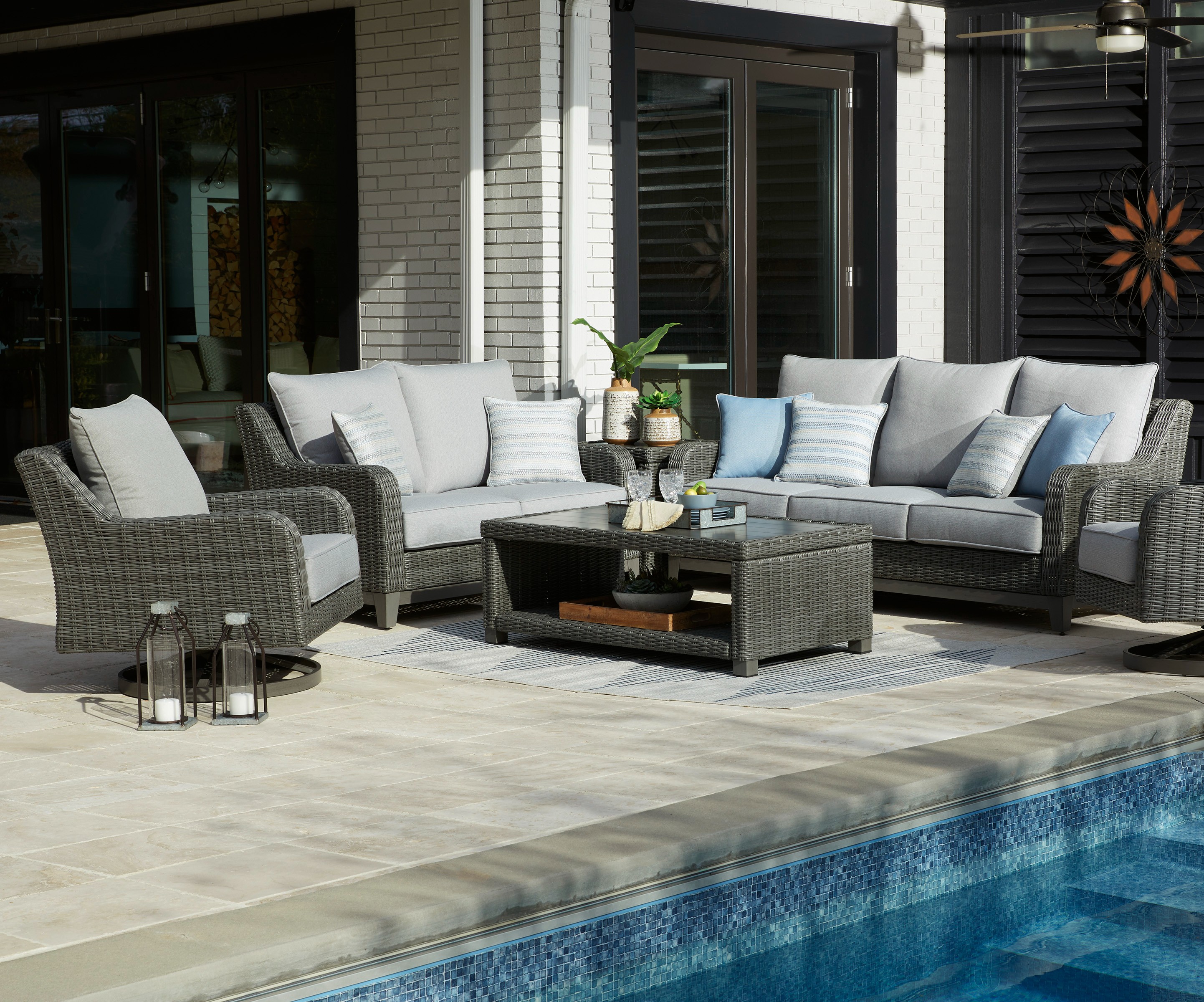 Cloverbrooke best sale outdoor set