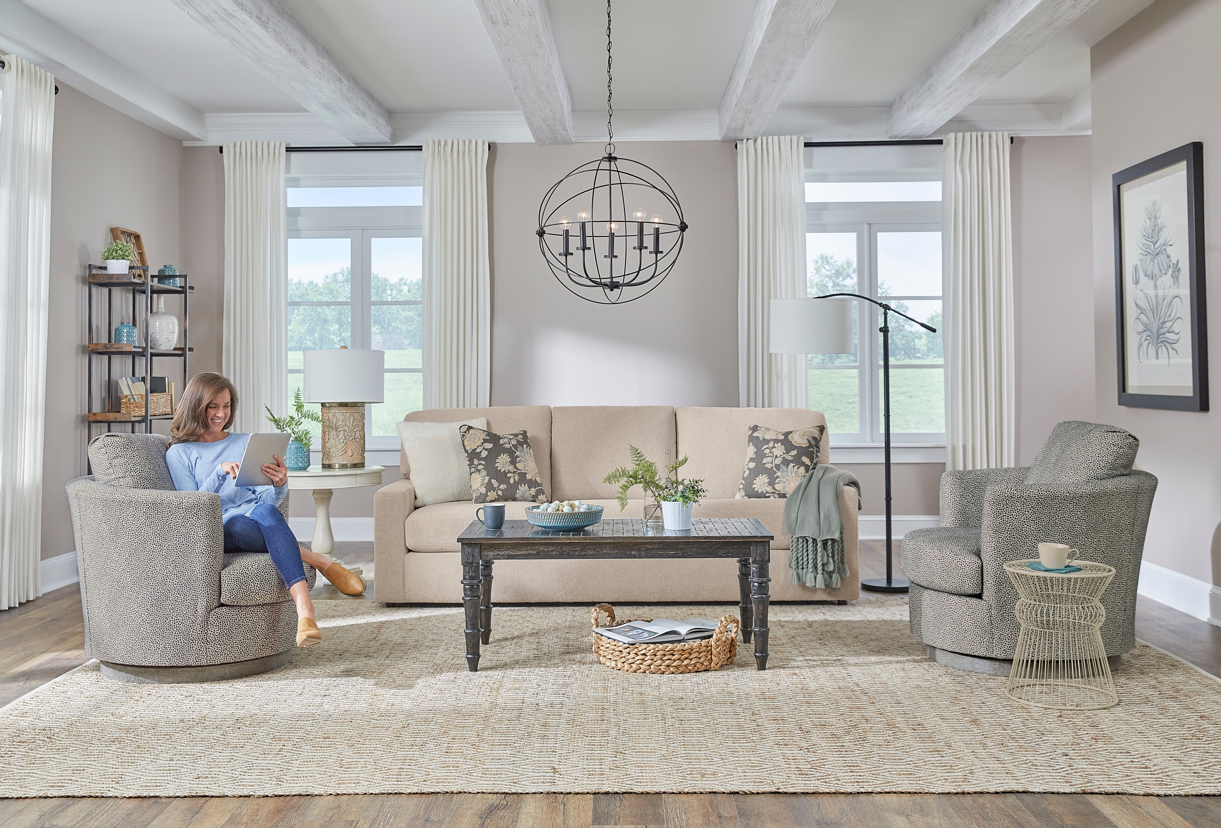 Best Home Furnishings Dovely Sofa