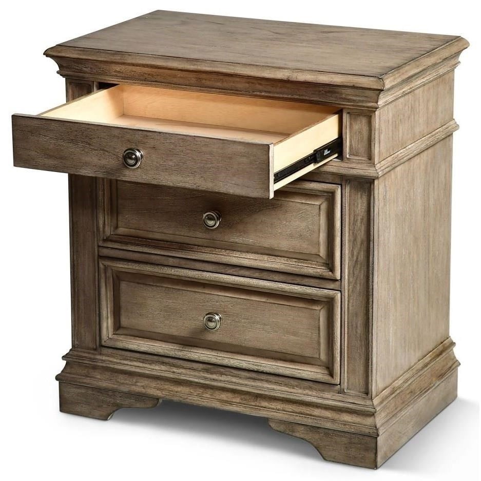 Steve Silver Highland Park 3-Drawer Nightstand