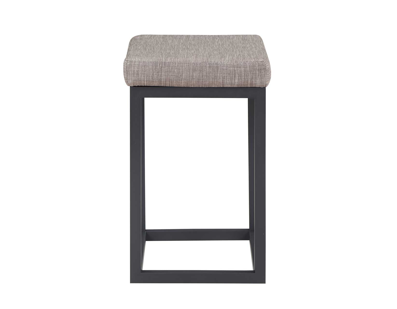 Steve Silver Yukon Counter Bar and Upholstered Stools