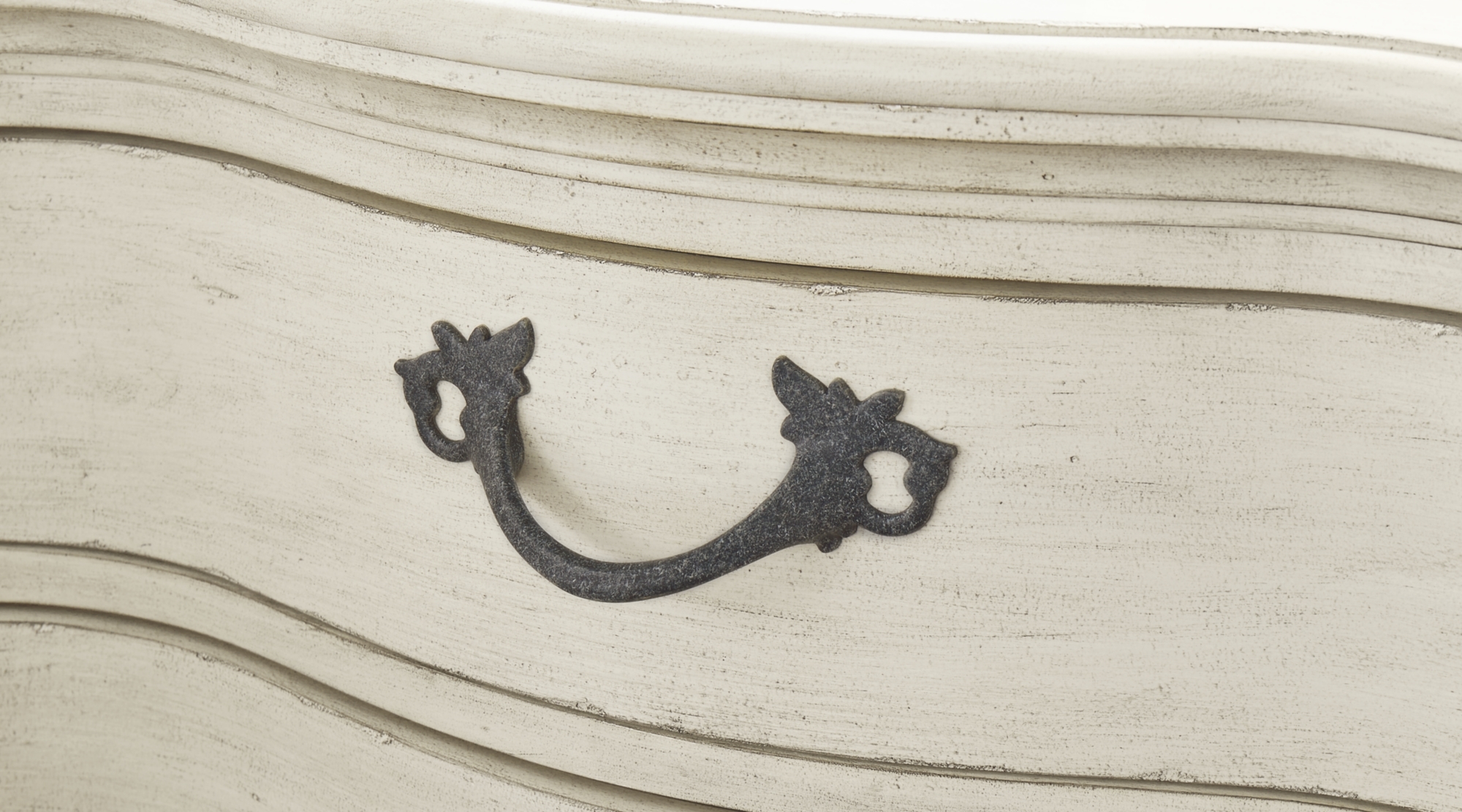 Signature Design by Ashley Arlendyne Dresser