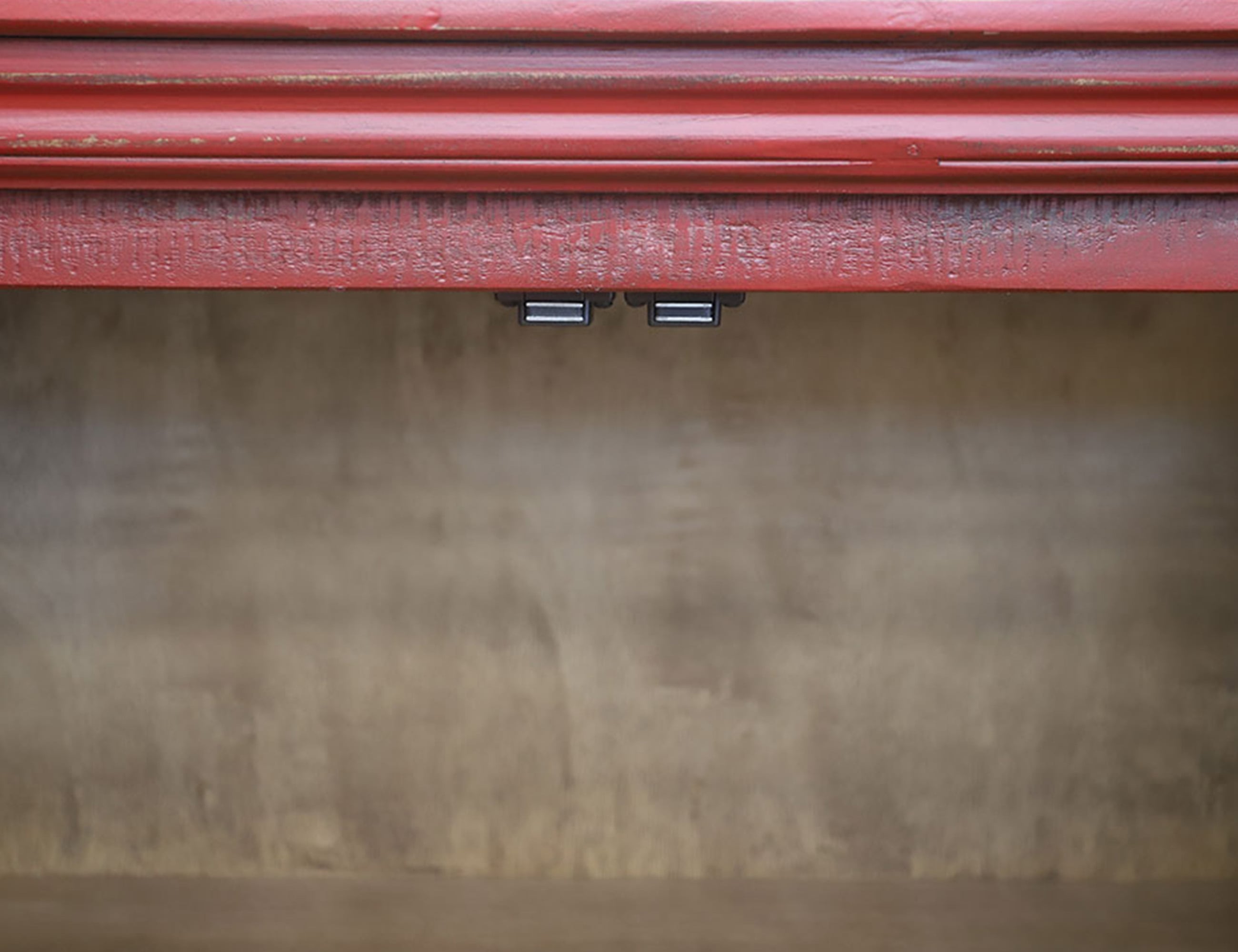 IFD Capri 4-Door Console