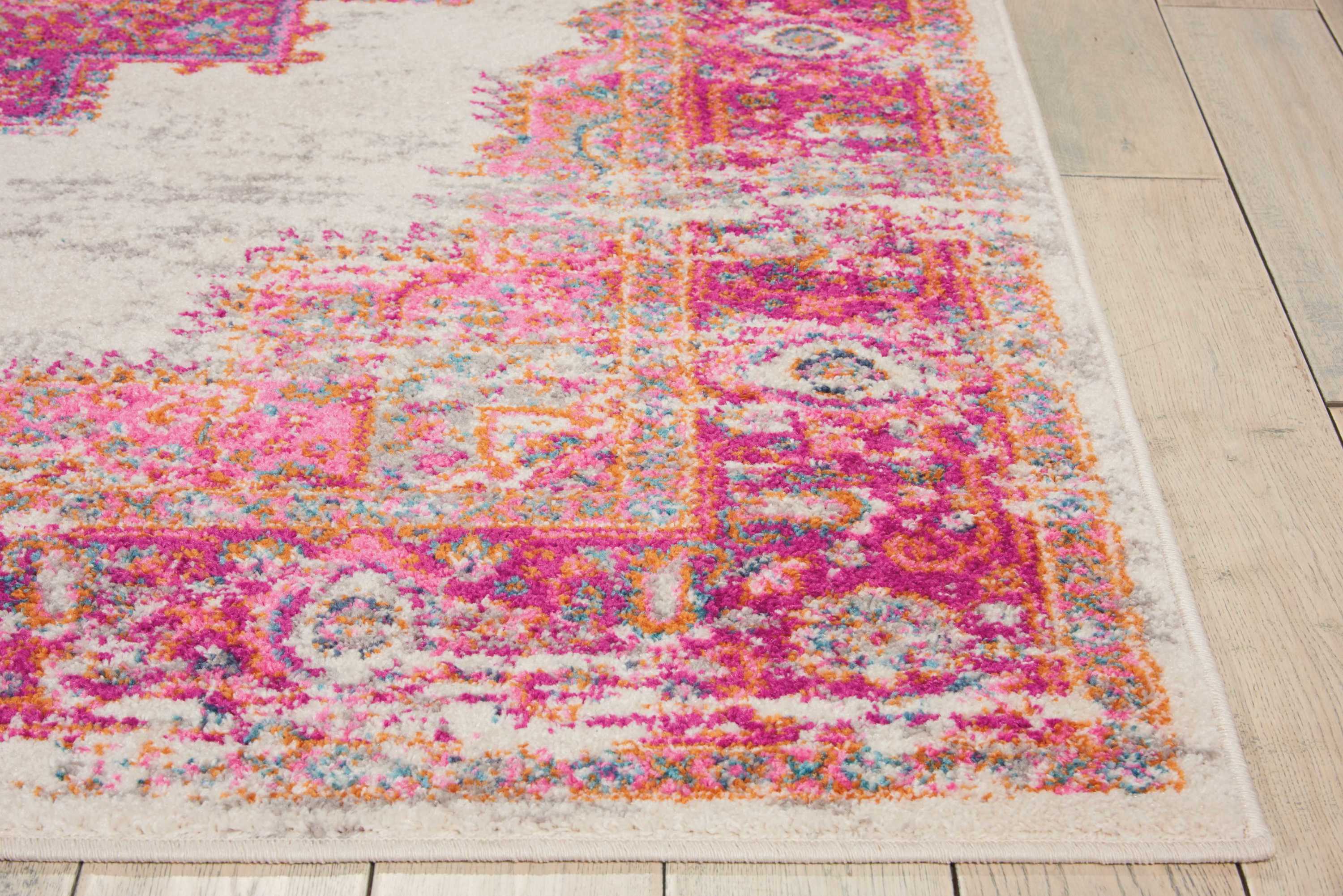 3'9" x 5'9"  Rug